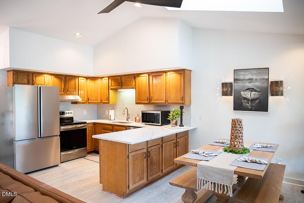 Semora, North Carolina, 27343, United States, 3 Bedrooms Bedrooms, ,2 BathroomsBathrooms,Residential,Active,1964273