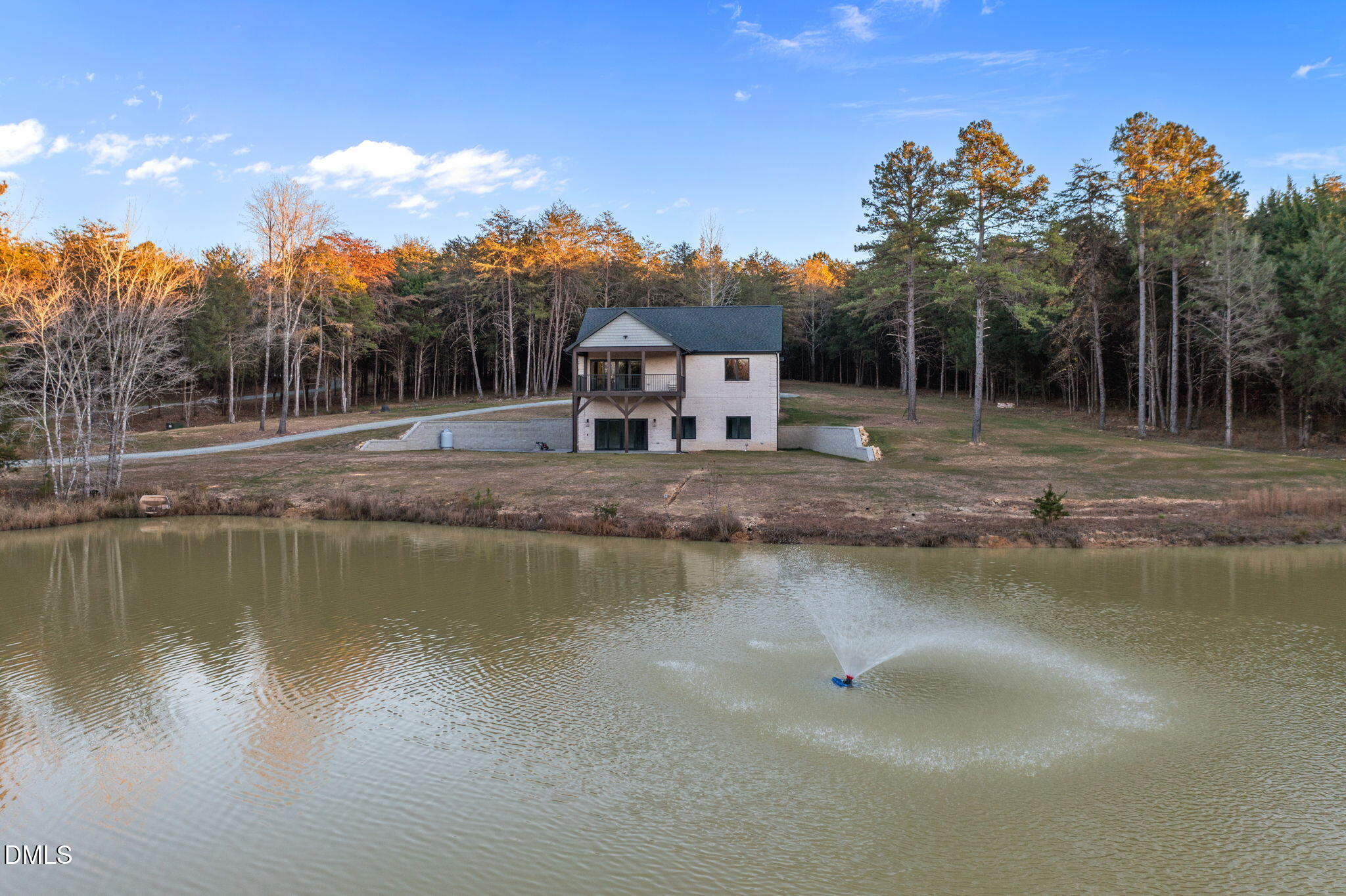 Mebane, North Carolina, 27302, United States, 3 Bedrooms Bedrooms, ,3 BathroomsBathrooms,Residential,Active,1996254