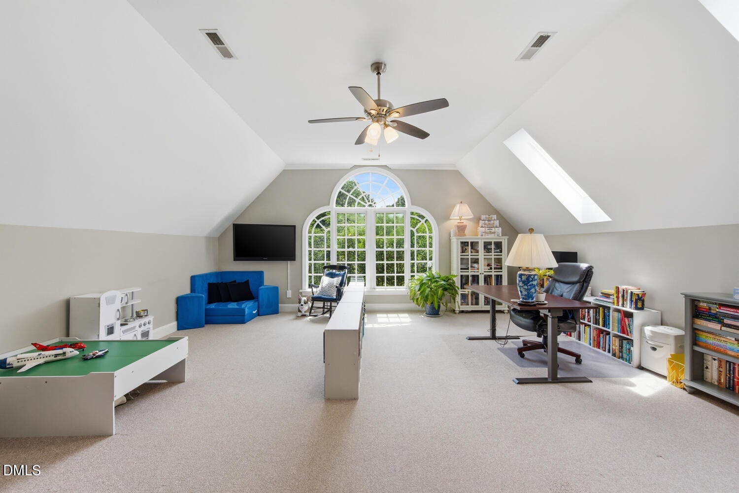 Raleigh, North Carolina, 27615, United States, 4 Bedrooms Bedrooms, ,4 BathroomsBathrooms,Residential,Pending,2044559