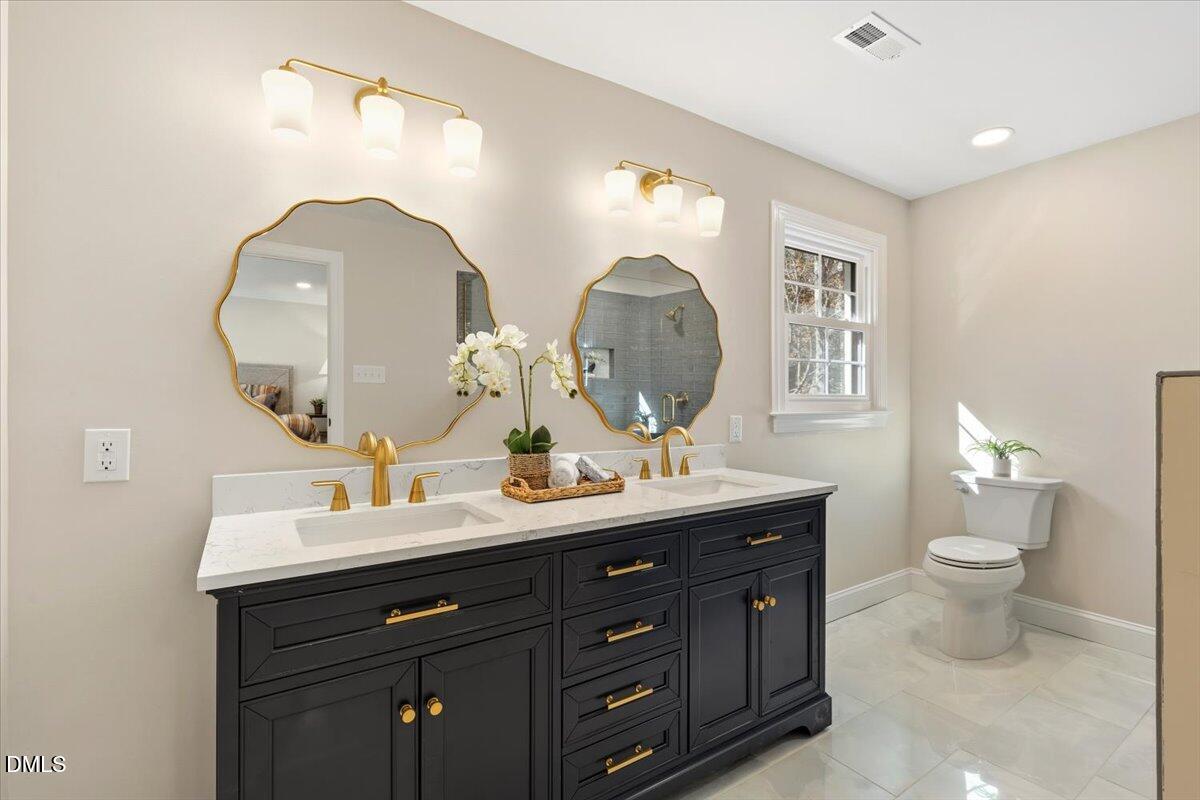 Raleigh, North Carolina, 27609, United States, 3 Bedrooms Bedrooms, ,3 BathroomsBathrooms,Residential,Active,1993958