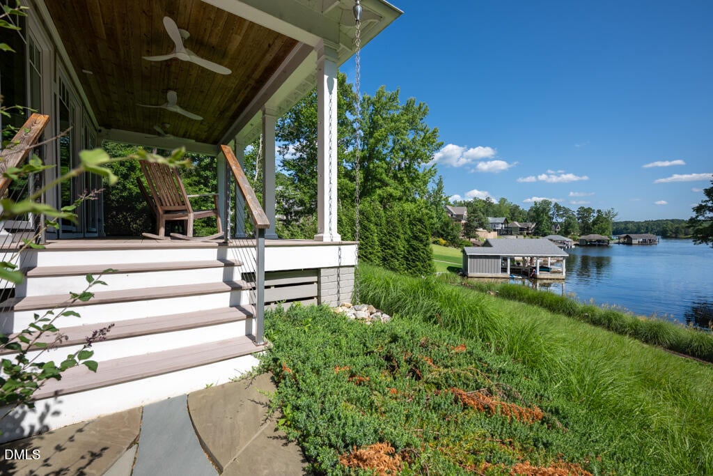 Semora, North Carolina, 27343, United States, 4 Bedrooms Bedrooms, ,4 BathroomsBathrooms,Residential,Active,2009167