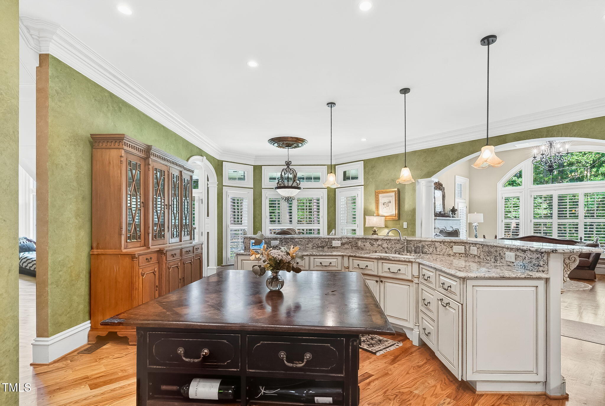 Goldsboro, North Carolina, 27534, United States, 4 Bedrooms Bedrooms, ,5 BathroomsBathrooms,Residential,Active,1877763