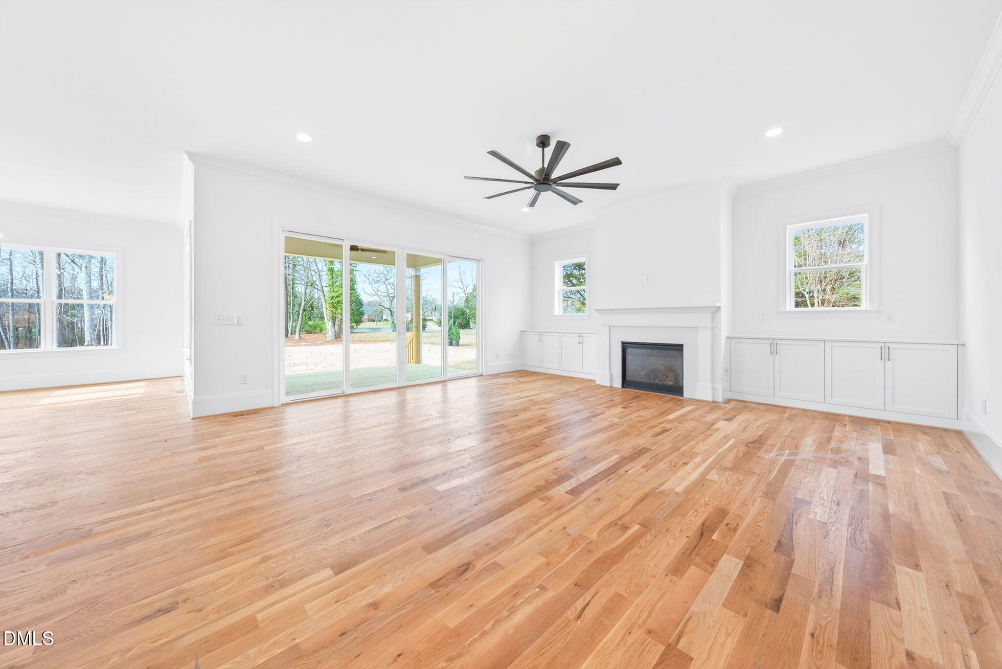 Raleigh, North Carolina, 27606, United States, 4 Bedrooms Bedrooms, ,4 BathroomsBathrooms,Residential,Active,2007305