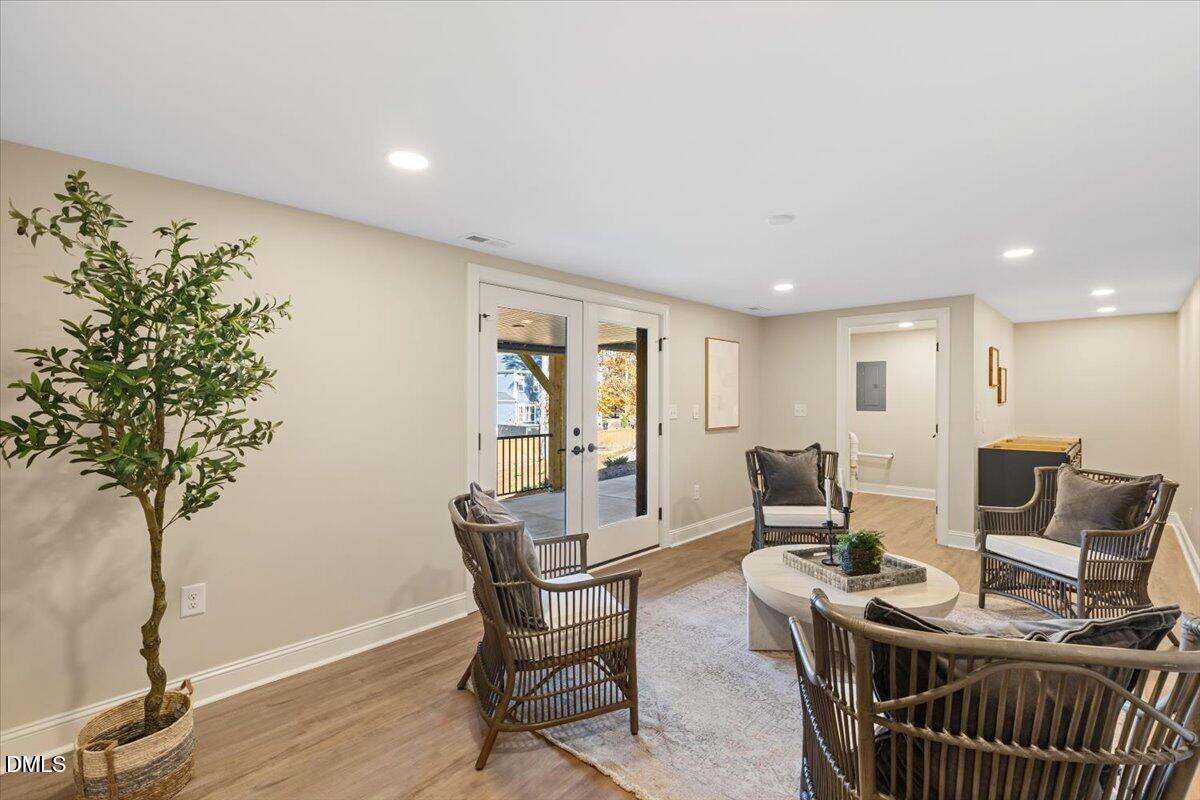 Raleigh, North Carolina, 27609, United States, 3 Bedrooms Bedrooms, ,3 BathroomsBathrooms,Residential,Active,1993958