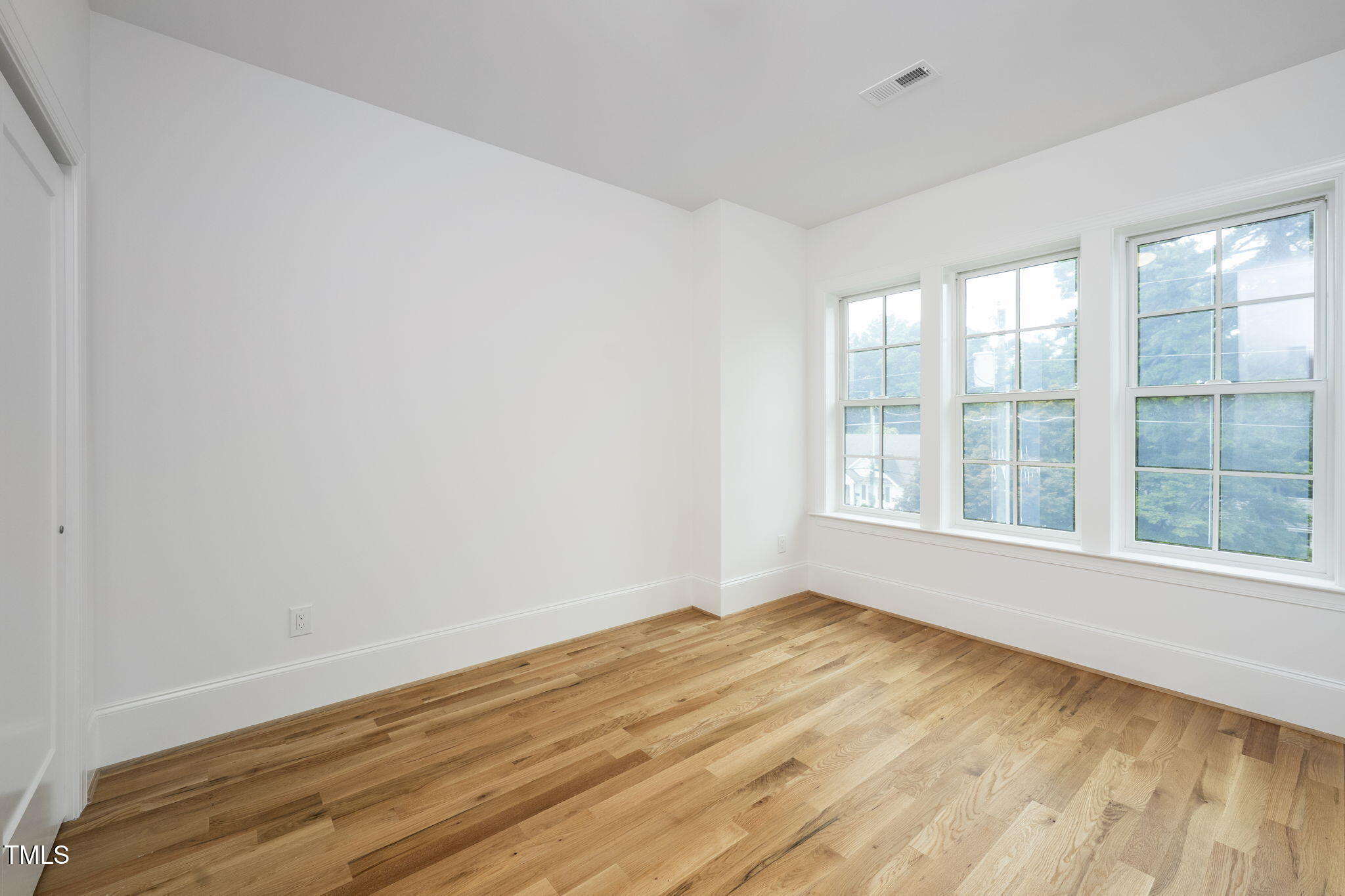 Raleigh, North Carolina, 27607, United States, 4 Bedrooms Bedrooms, ,4 BathroomsBathrooms,Residential,Active,1927678