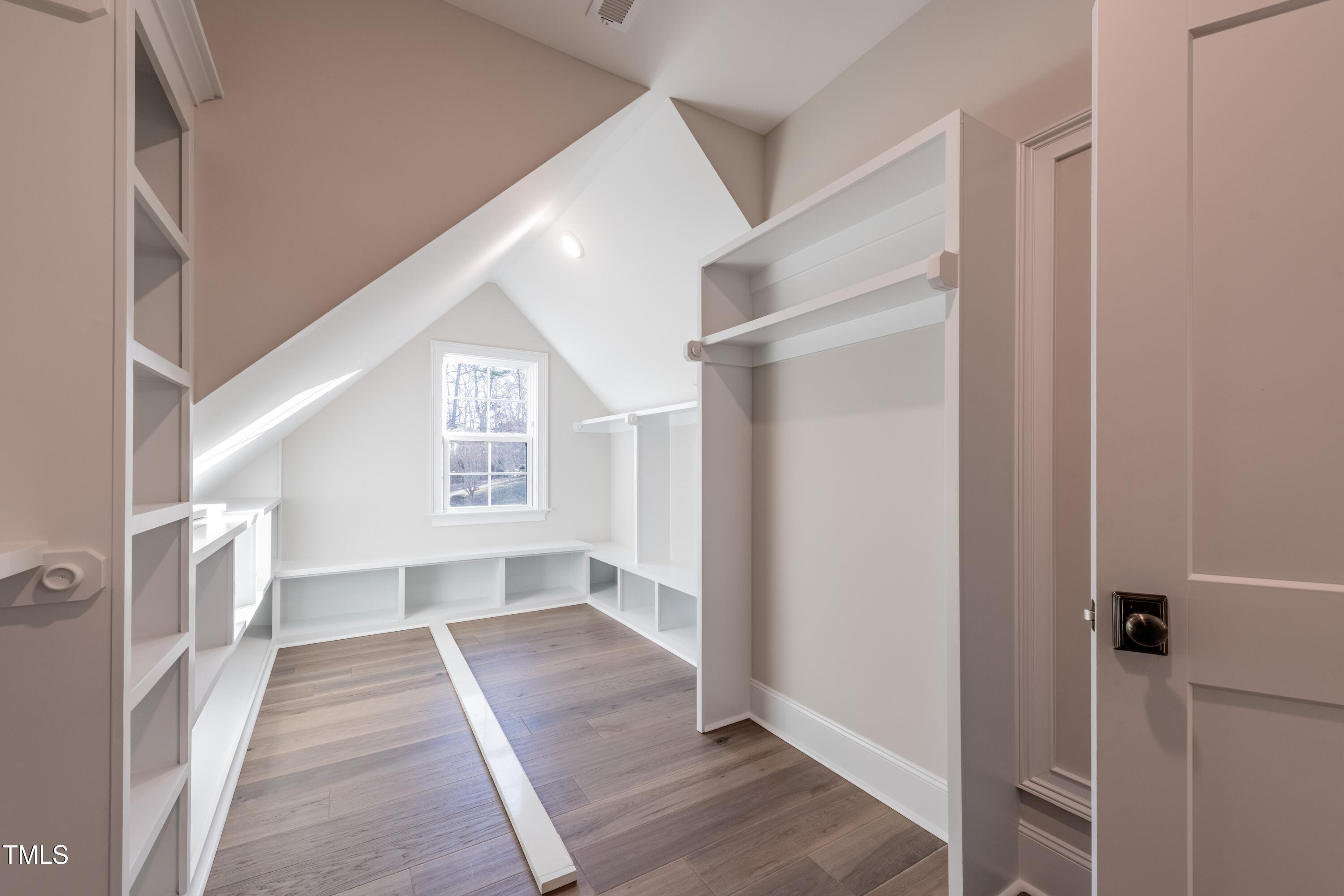 Raleigh, North Carolina, 27606, United States, 5 Bedrooms Bedrooms, ,5 BathroomsBathrooms,Residential,Active,1798021