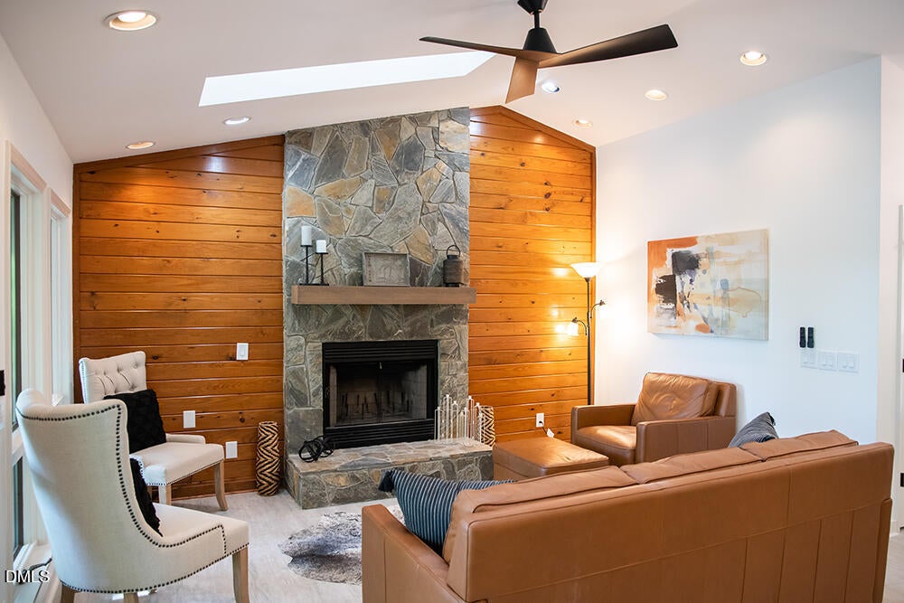 Semora, North Carolina, 27343, United States, 3 Bedrooms Bedrooms, ,2 BathroomsBathrooms,Residential,Active,1964273