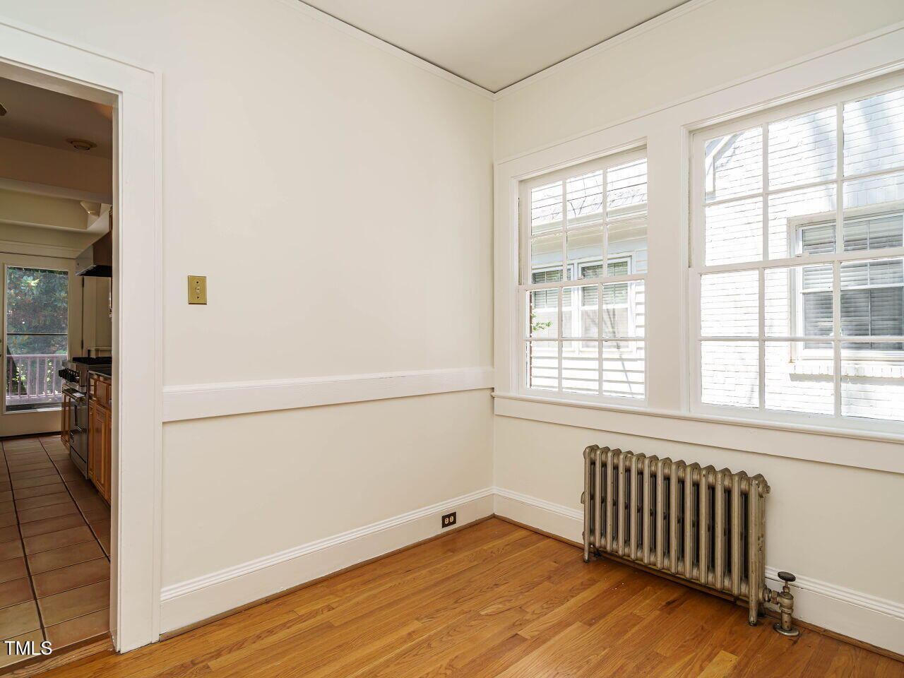 Raleigh, North Carolina, 27605, United States, 4 Bedrooms Bedrooms, ,3 BathroomsBathrooms,Residential,Active,1965851