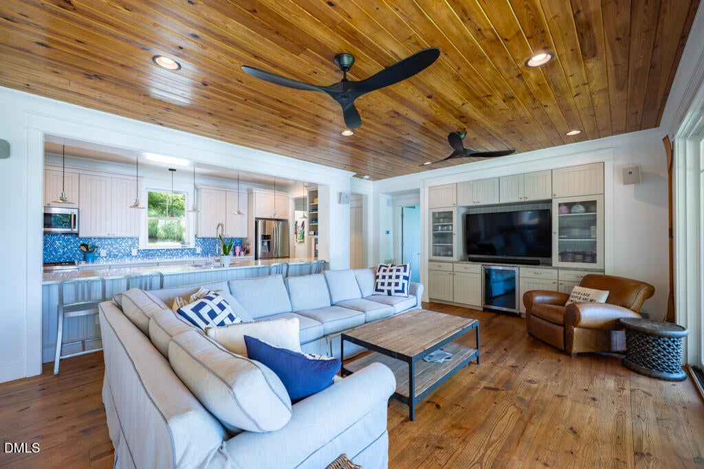 Semora, North Carolina, 27343, United States, 4 Bedrooms Bedrooms, ,4 BathroomsBathrooms,Residential,Active,2009167