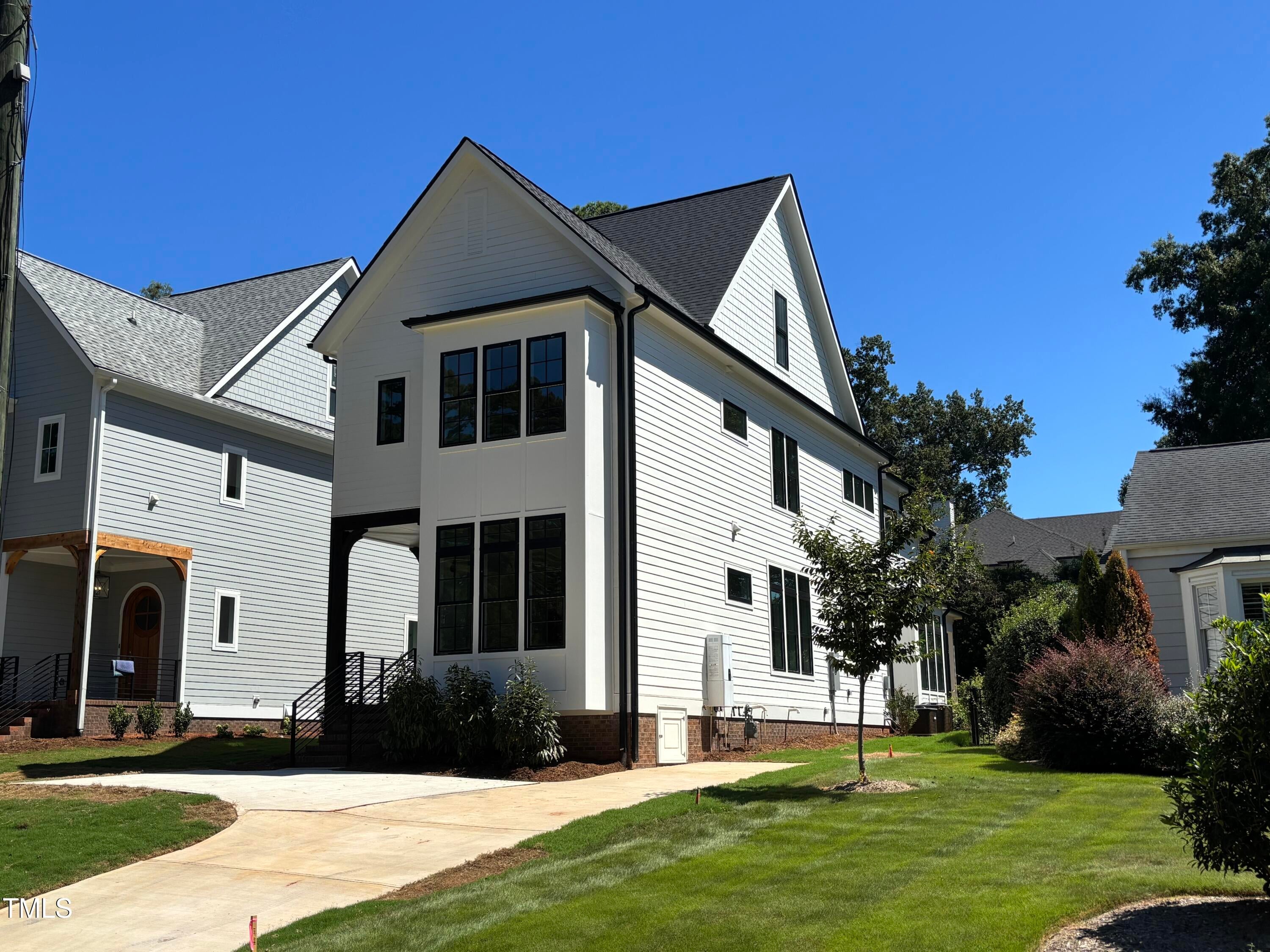 Raleigh, North Carolina, 27607, United States, 4 Bedrooms Bedrooms, ,4 BathroomsBathrooms,Residential,Active,1927678