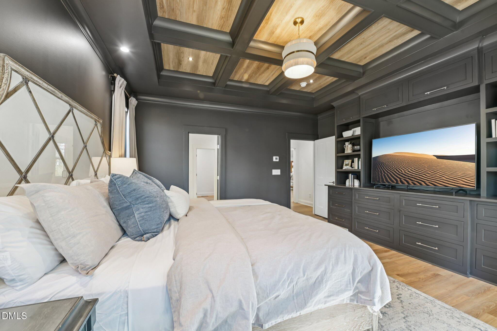 Fuquay Varina, North Carolina, 27526, United States, 4 Bedrooms Bedrooms, ,5 BathroomsBathrooms,Residential,Active,2001353