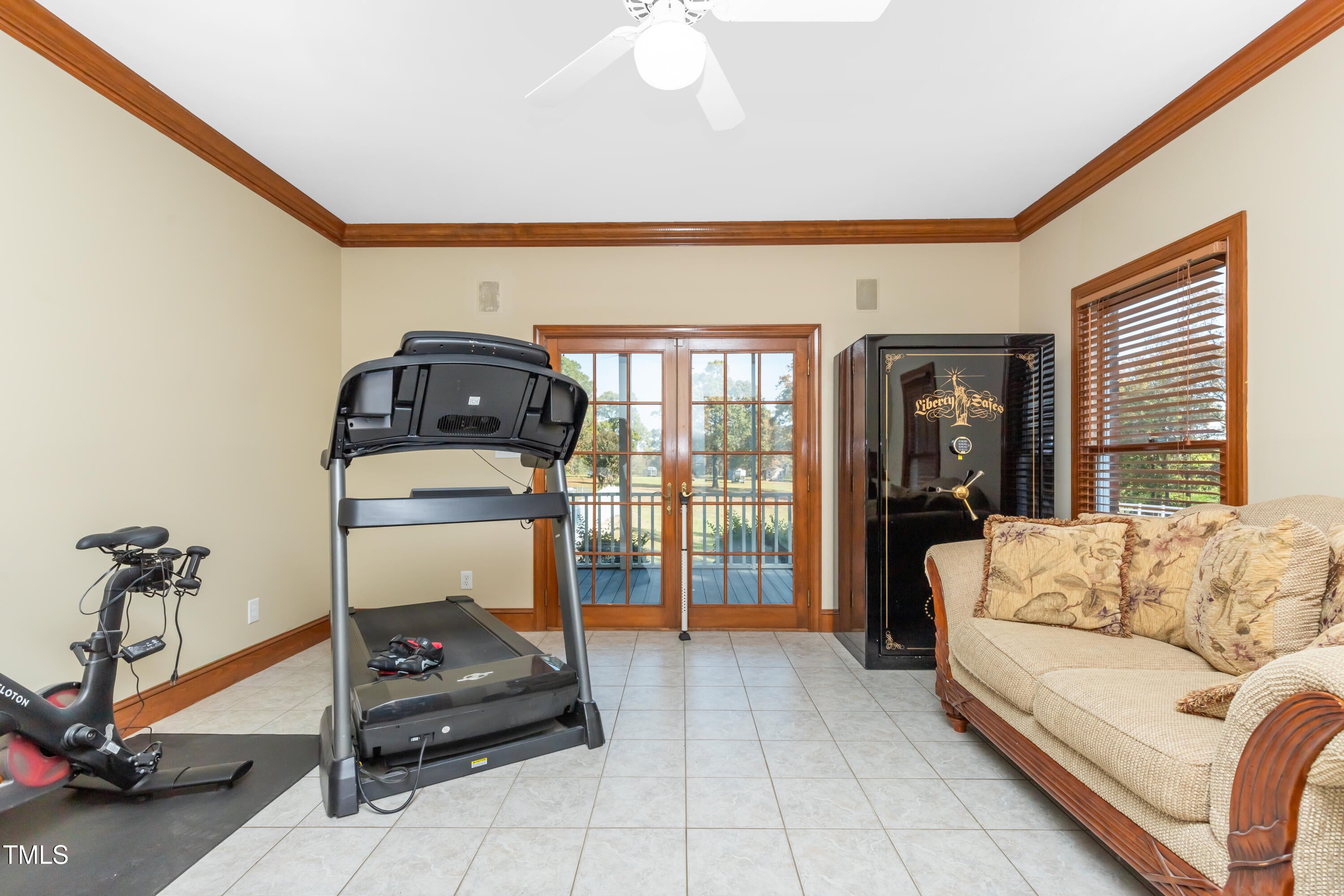 Dunn, North Carolina, 28334, United States, 6 Bedrooms Bedrooms, ,5 BathroomsBathrooms,Residential,Active,1883874