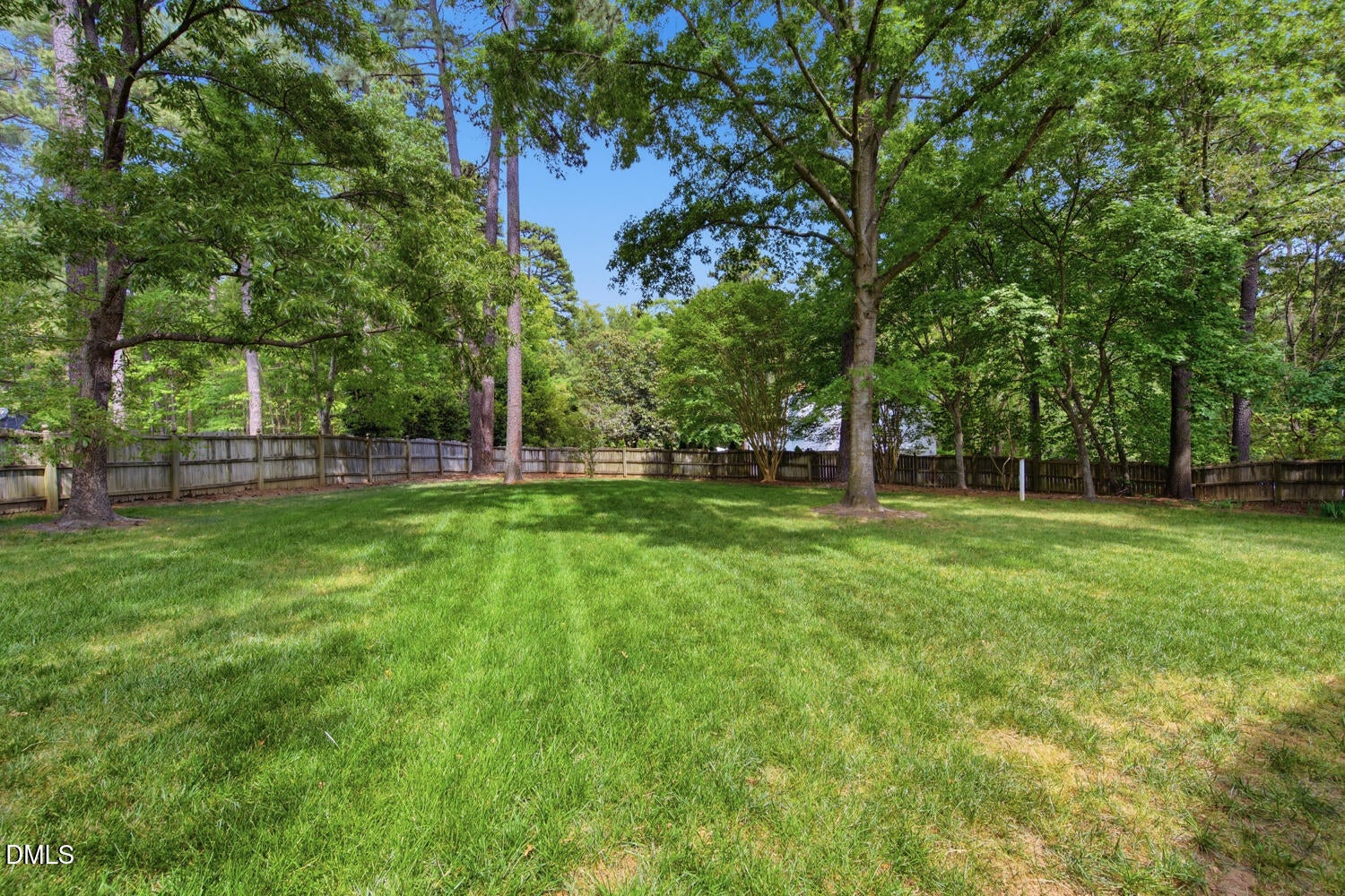 Raleigh, North Carolina, 27615, United States, 4 Bedrooms Bedrooms, ,4 BathroomsBathrooms,Residential,Pending,2044559