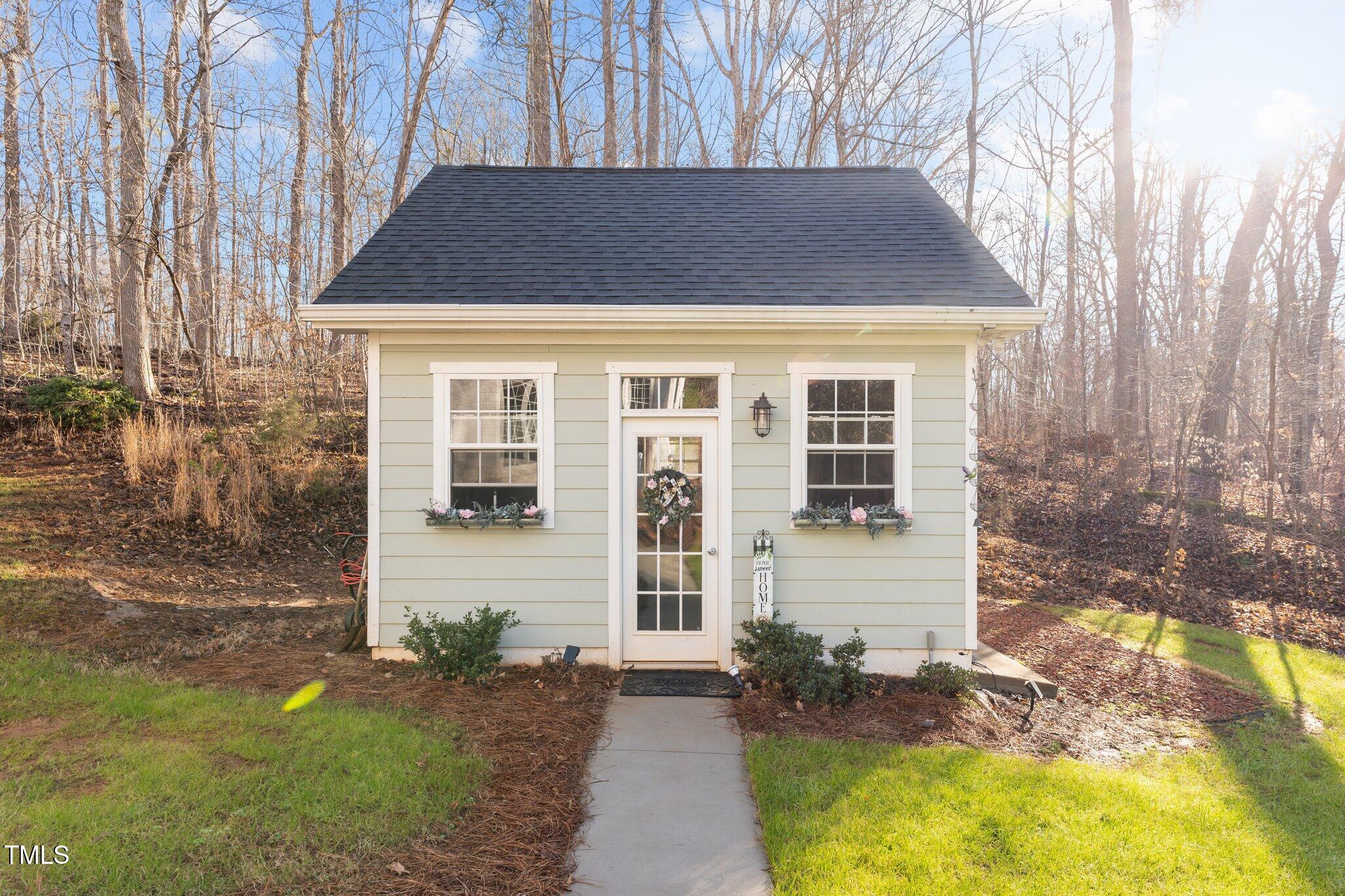 Mebane, North Carolina, 27302, United States, 4 Bedrooms Bedrooms, ,5 BathroomsBathrooms,Residential,Active,1926705