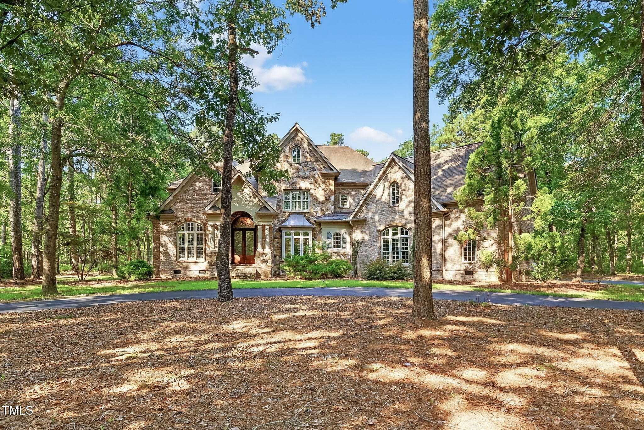 Goldsboro, North Carolina, 27534, United States, 4 Bedrooms Bedrooms, ,5 BathroomsBathrooms,Residential,Active,1877763