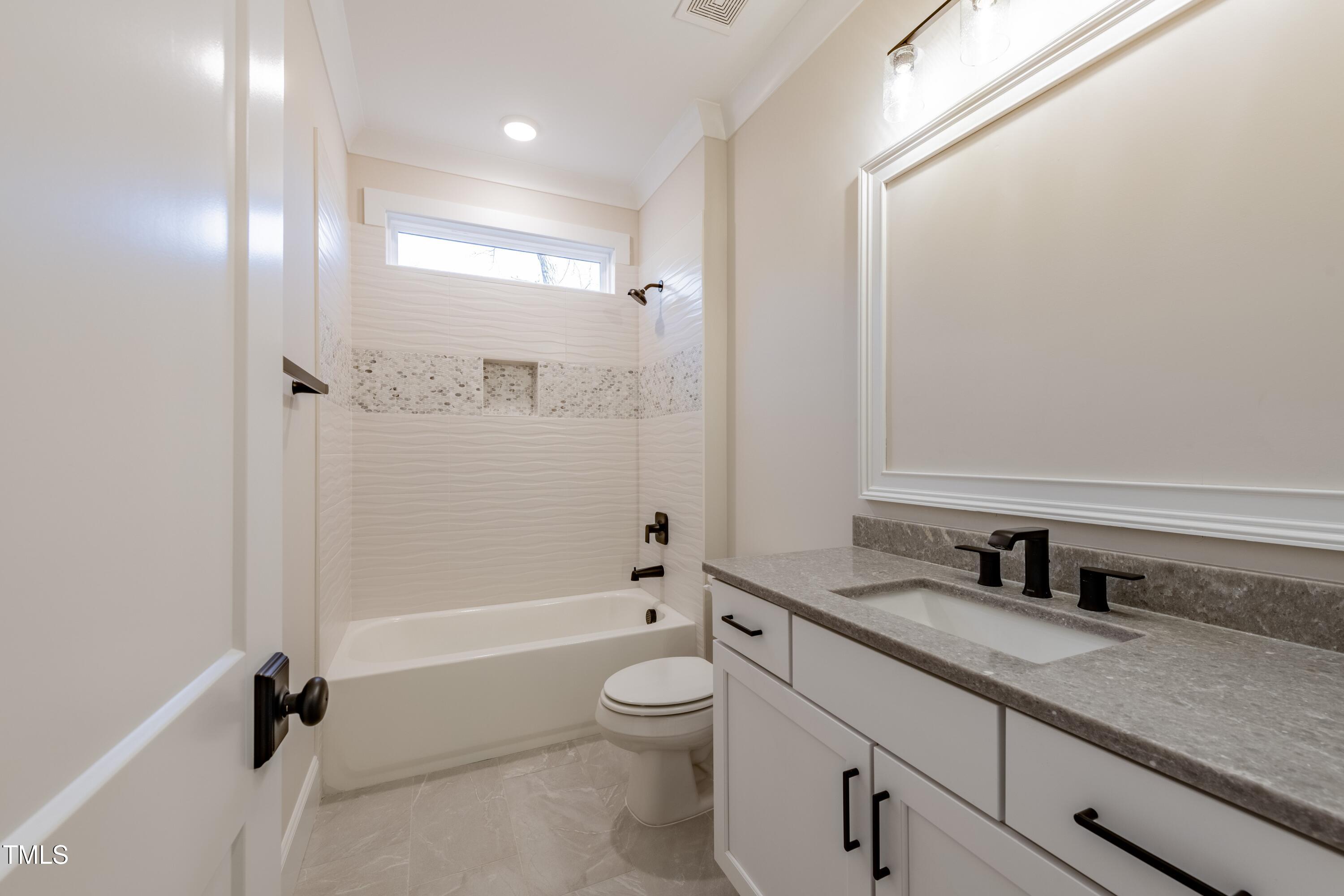 Raleigh, North Carolina, 27606, United States, 5 Bedrooms Bedrooms, ,5 BathroomsBathrooms,Residential,Active,1798021