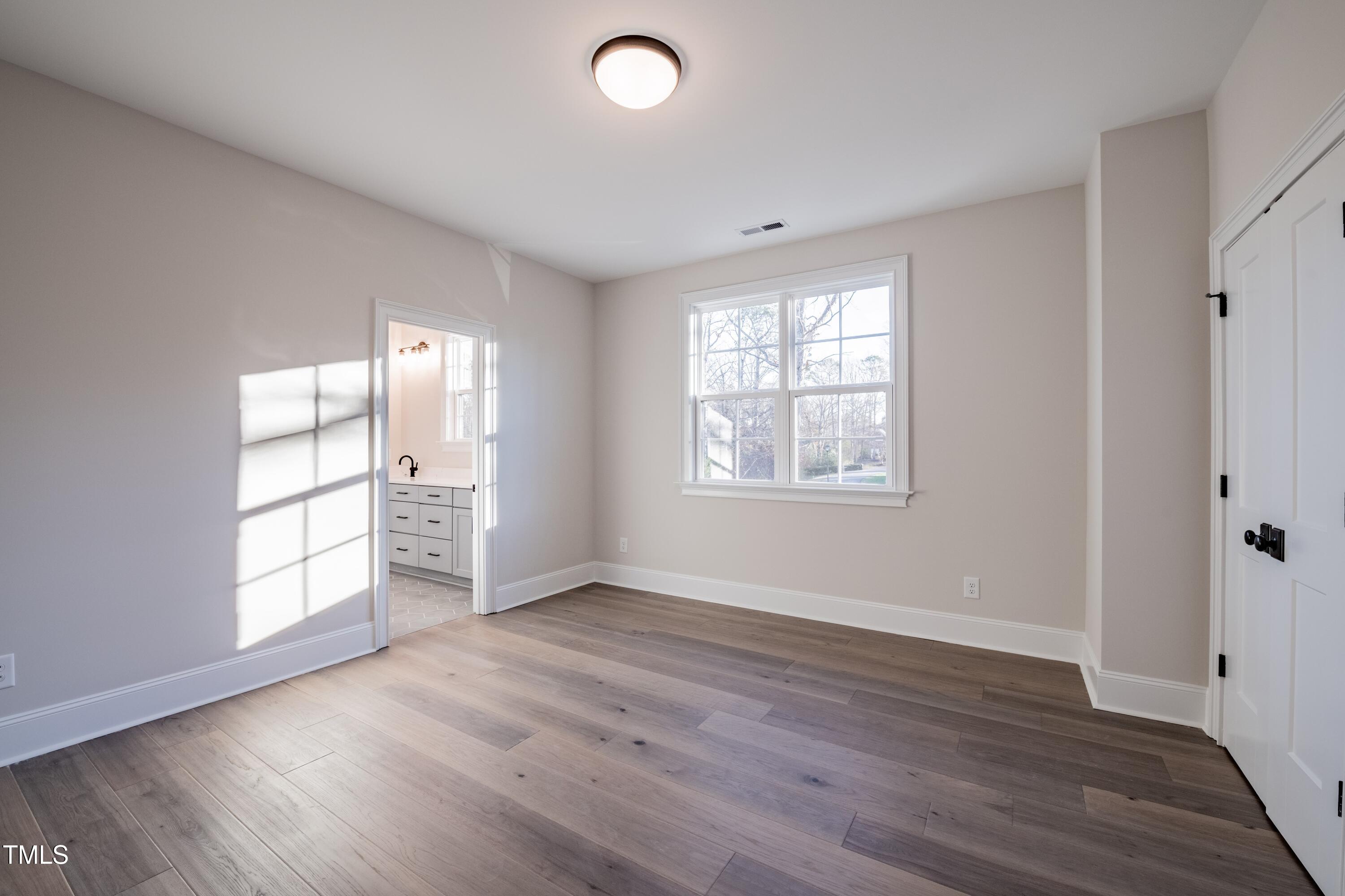 Raleigh, North Carolina, 27606, United States, 5 Bedrooms Bedrooms, ,5 BathroomsBathrooms,Residential,Active,1798021