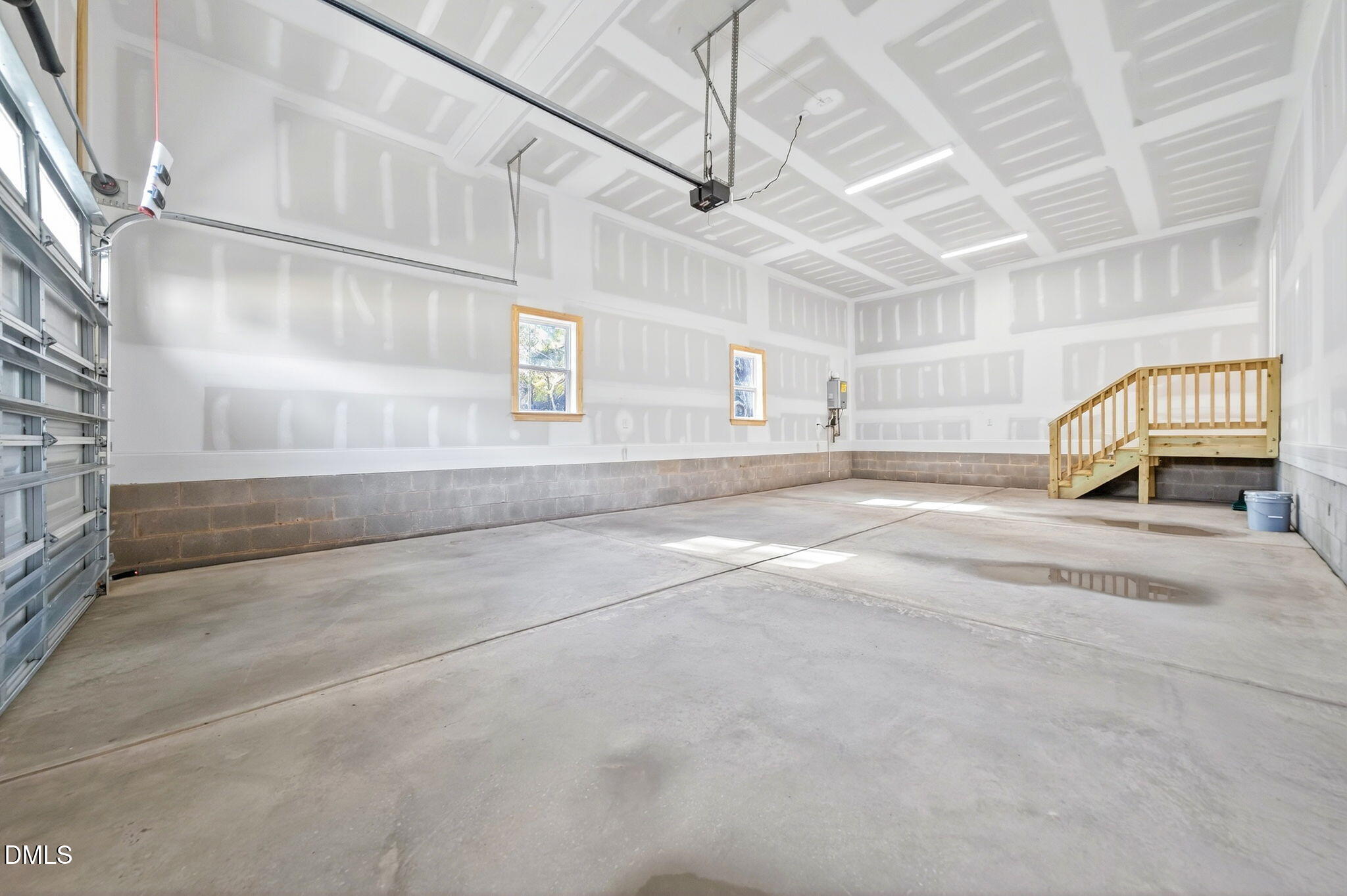 Raleigh, North Carolina, 27606, United States, 4 Bedrooms Bedrooms, ,4 BathroomsBathrooms,Residential,Active,1999172