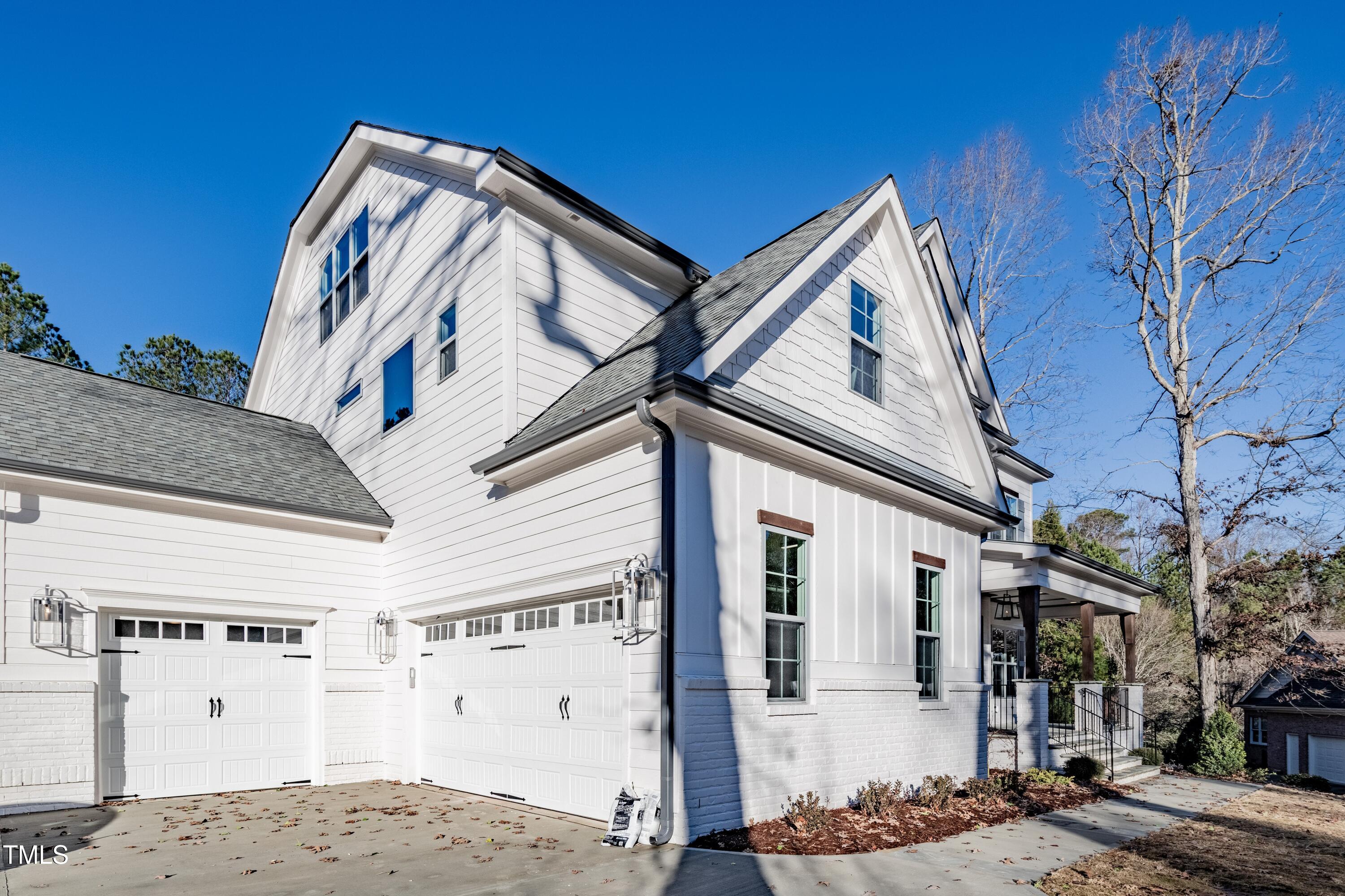 Raleigh, North Carolina, 27606, United States, 5 Bedrooms Bedrooms, ,5 BathroomsBathrooms,Residential,Active,1798021