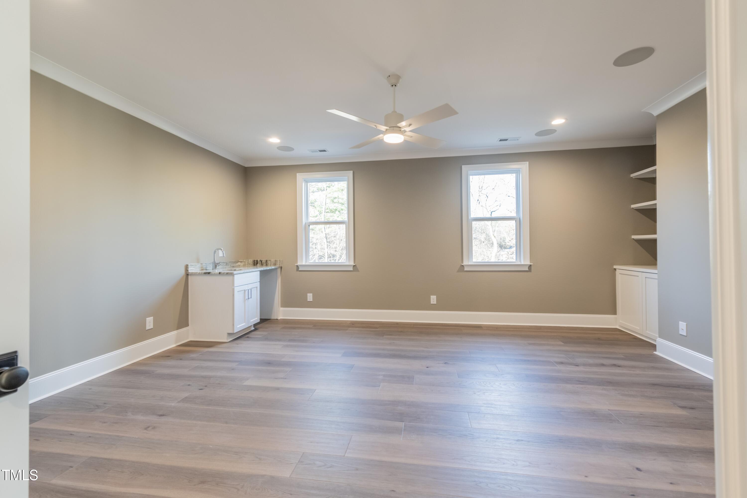 Raleigh, North Carolina, 27606, United States, 5 Bedrooms Bedrooms, ,5 BathroomsBathrooms,Residential,Active,1798021