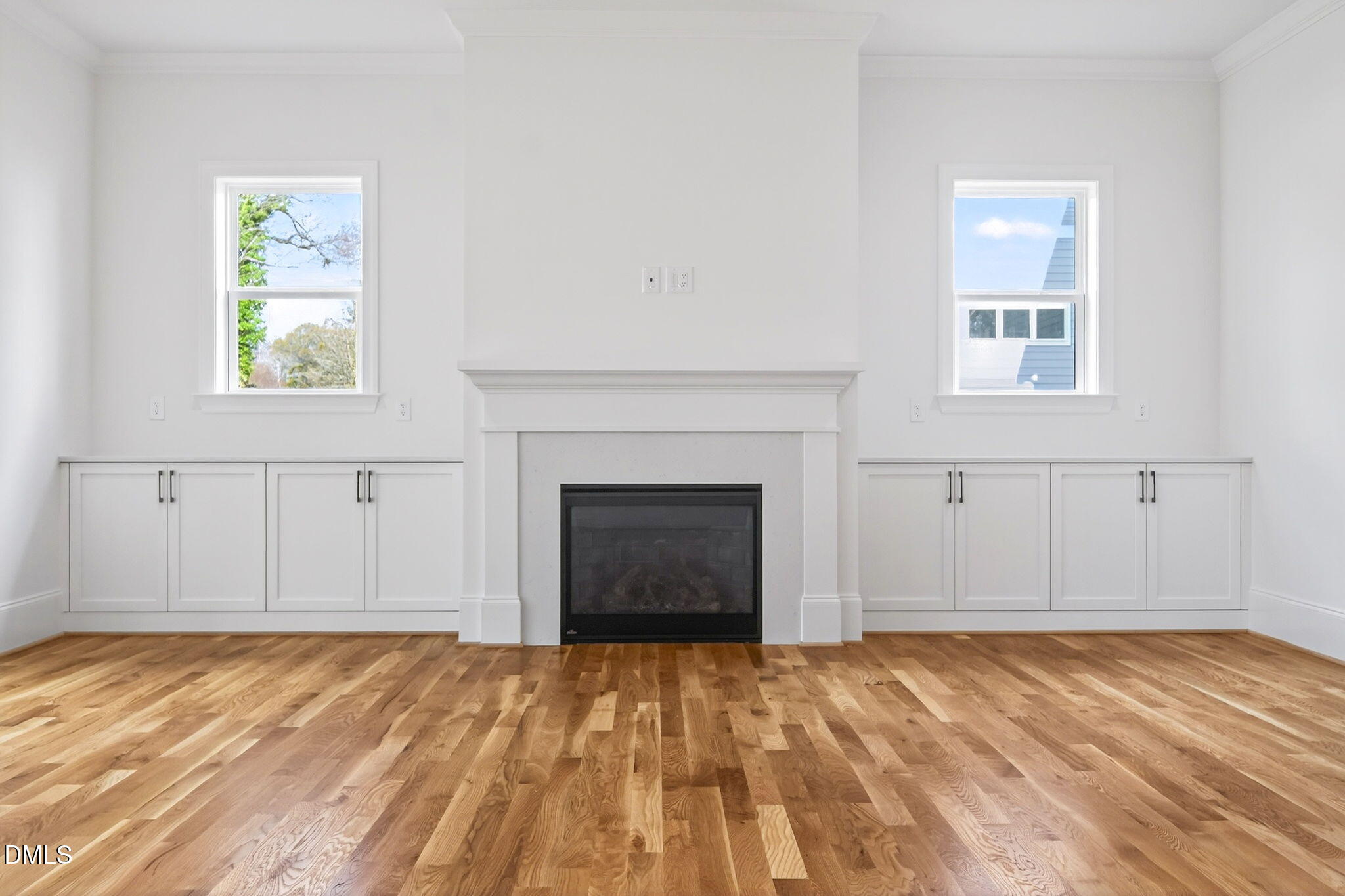 Raleigh, North Carolina, 27606, United States, 4 Bedrooms Bedrooms, ,4 BathroomsBathrooms,Residential,Active,1999172