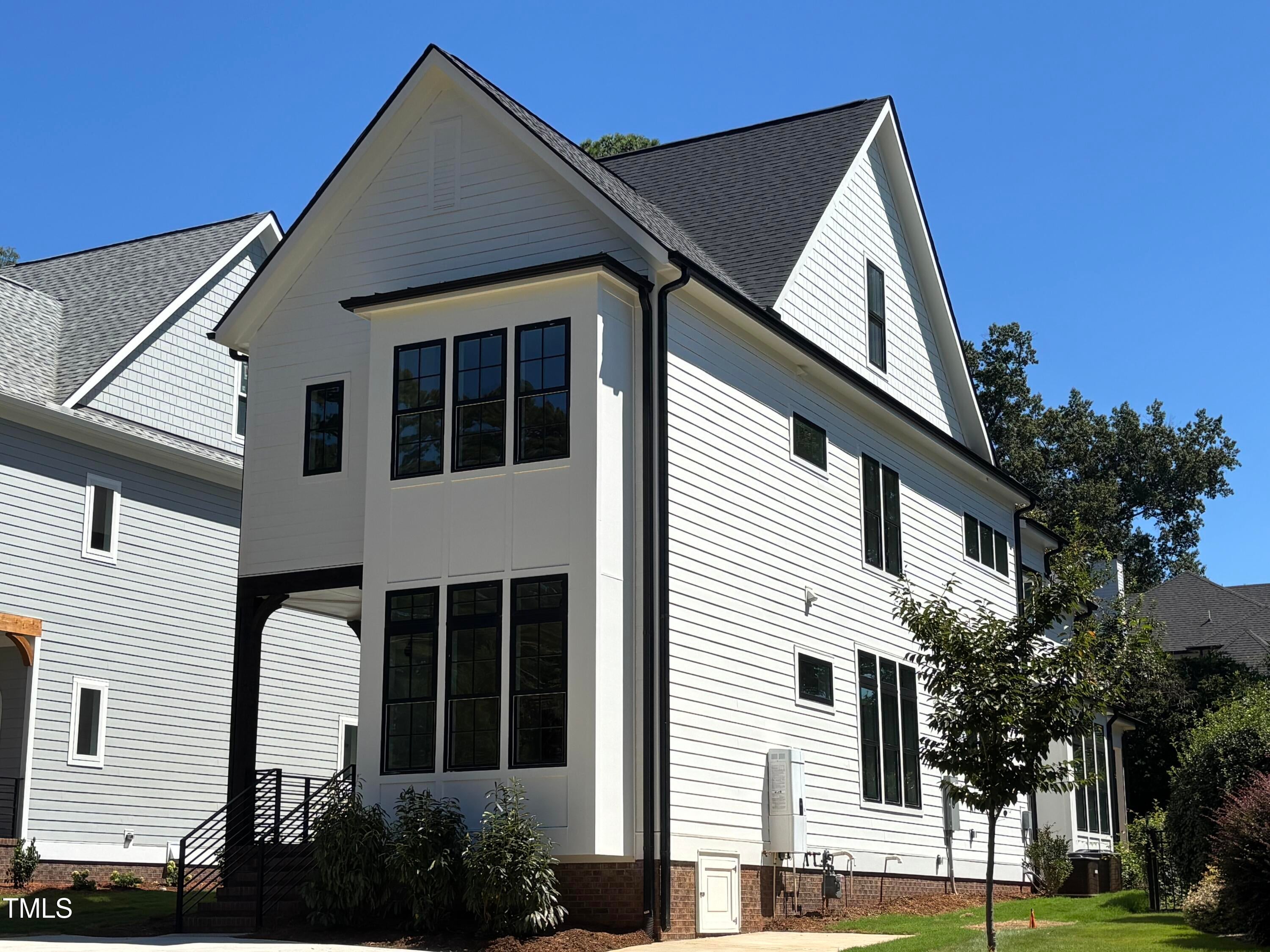 Raleigh, North Carolina, 27607, United States, 4 Bedrooms Bedrooms, ,4 BathroomsBathrooms,Residential,Active,1927678