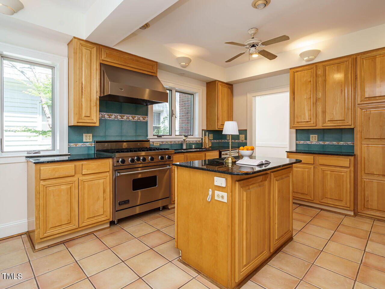 Raleigh, North Carolina, 27605, United States, 4 Bedrooms Bedrooms, ,3 BathroomsBathrooms,Residential,Active,1965851