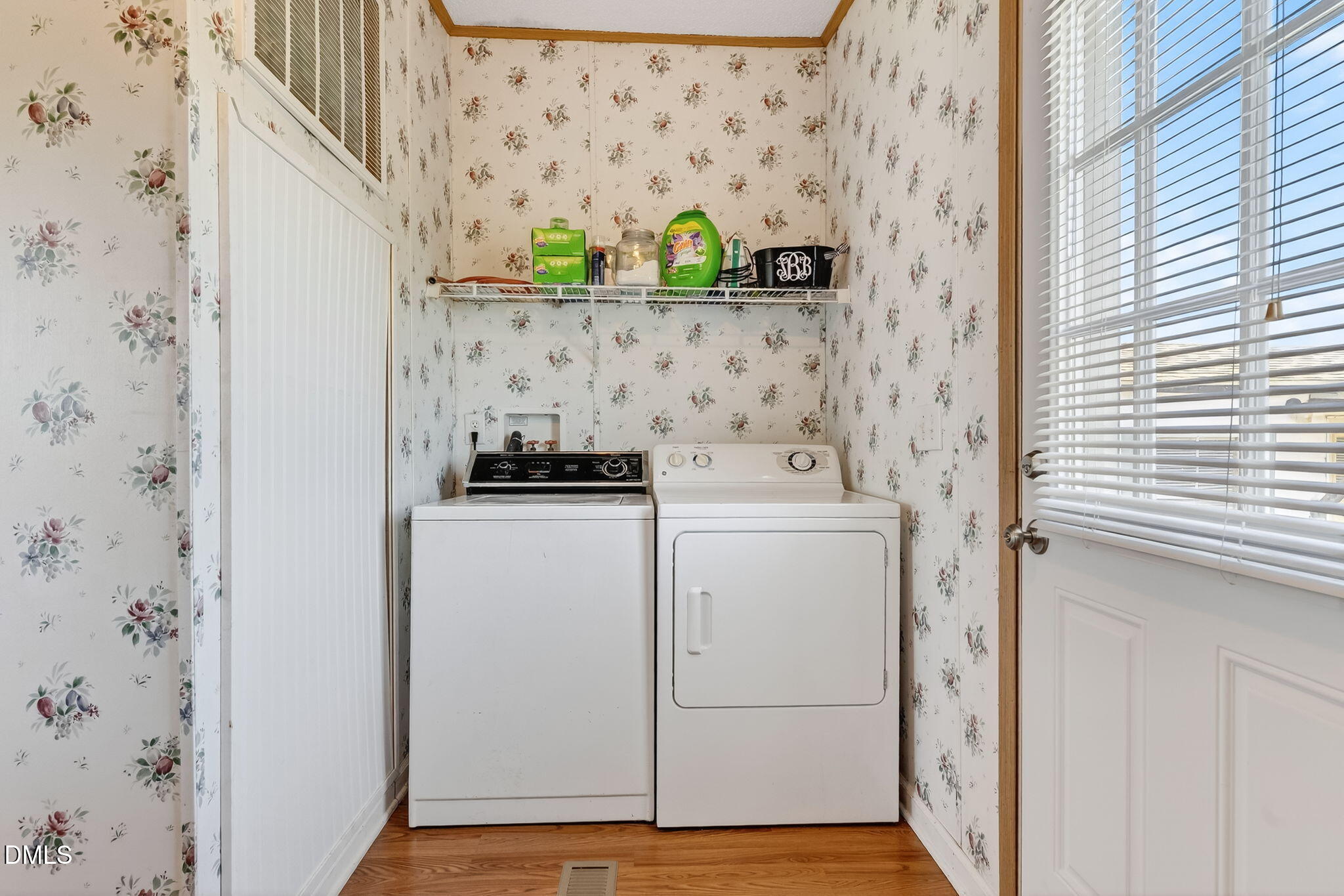 Benson, North Carolina, 27504, United States, 3 Bedrooms Bedrooms, ,2 BathroomsBathrooms,Residential,Active,1971788