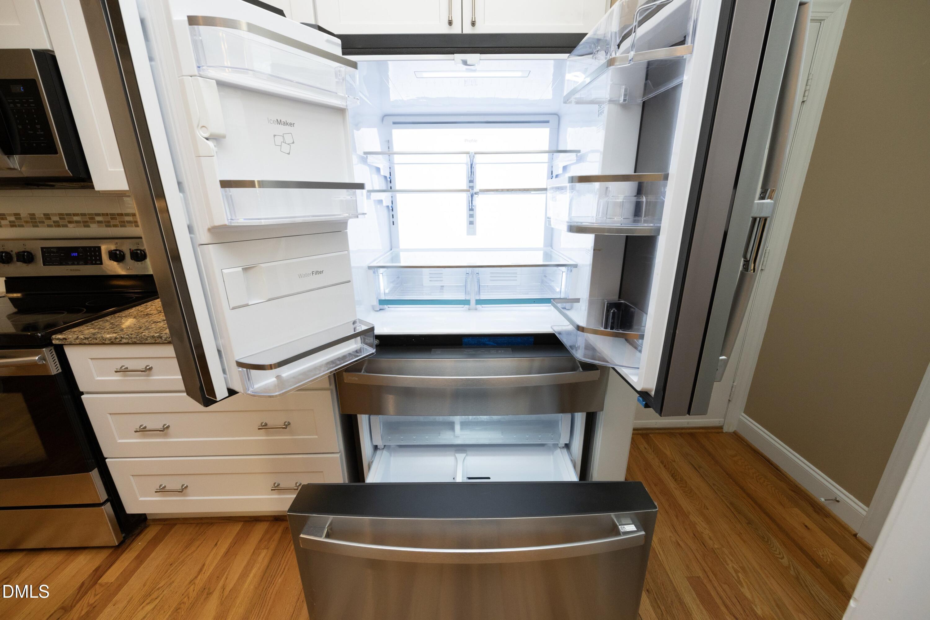 Chapel Hill, North Carolina, 27516, United States, 4 Bedrooms Bedrooms, ,3 BathroomsBathrooms,Residential,Active,2002351