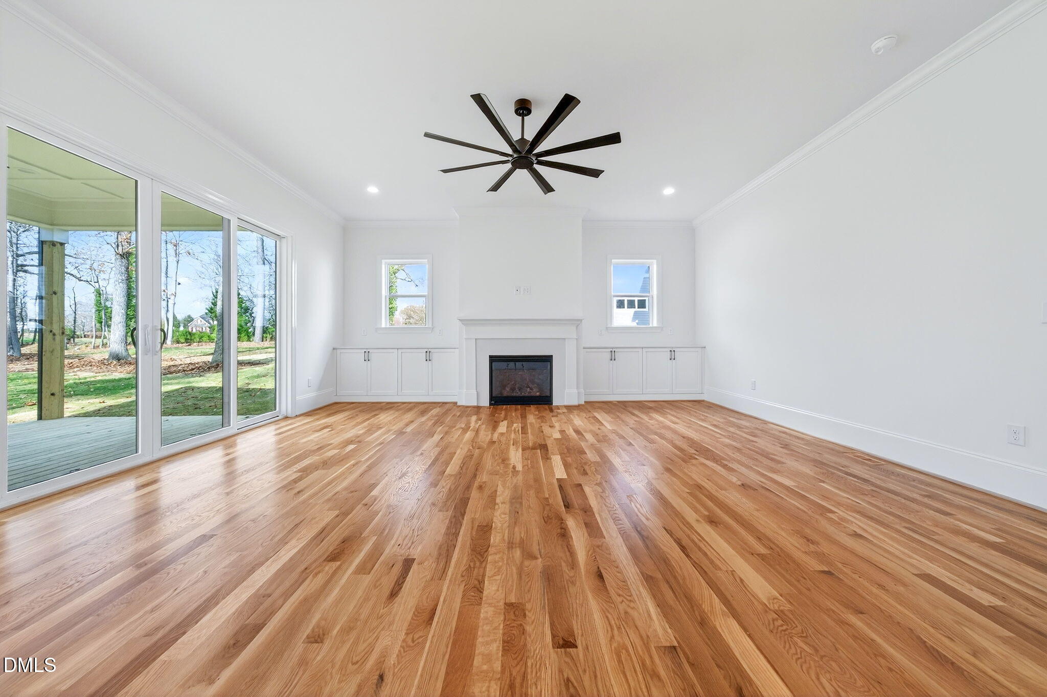 Raleigh, North Carolina, 27606, United States, 4 Bedrooms Bedrooms, ,4 BathroomsBathrooms,Residential,Active,1999172