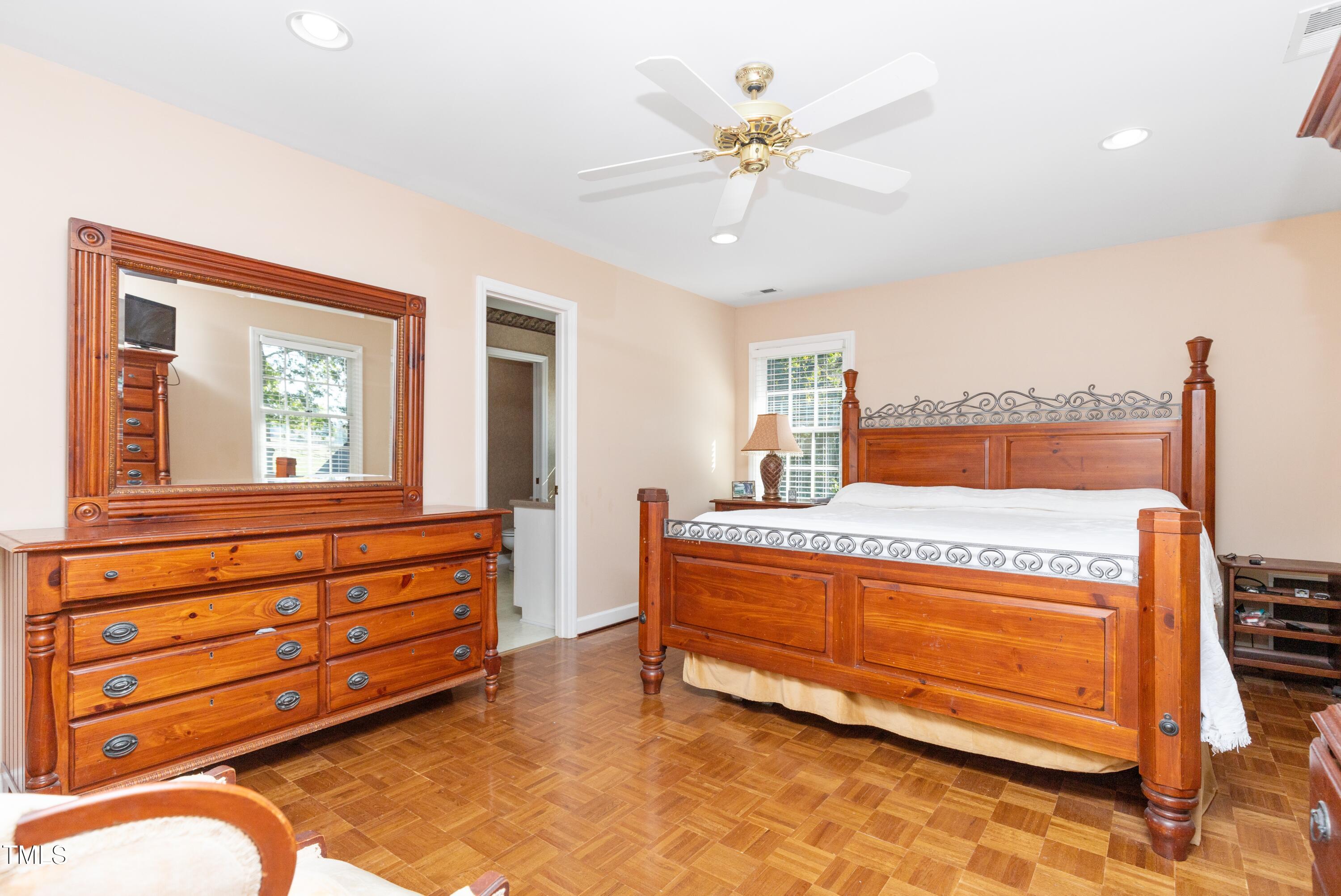 Dunn, North Carolina, 28334, United States, 6 Bedrooms Bedrooms, ,5 BathroomsBathrooms,Residential,Active,1883874