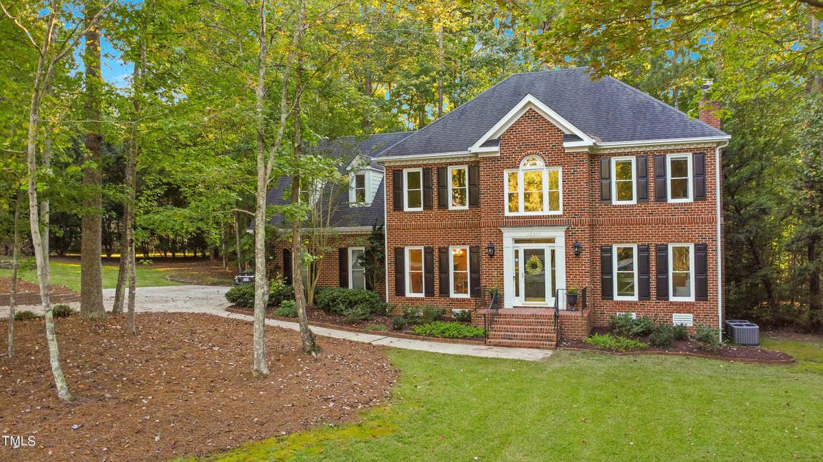 12317 GALWAY DR, RALEIGH, NC 27613, photo 1 of 36