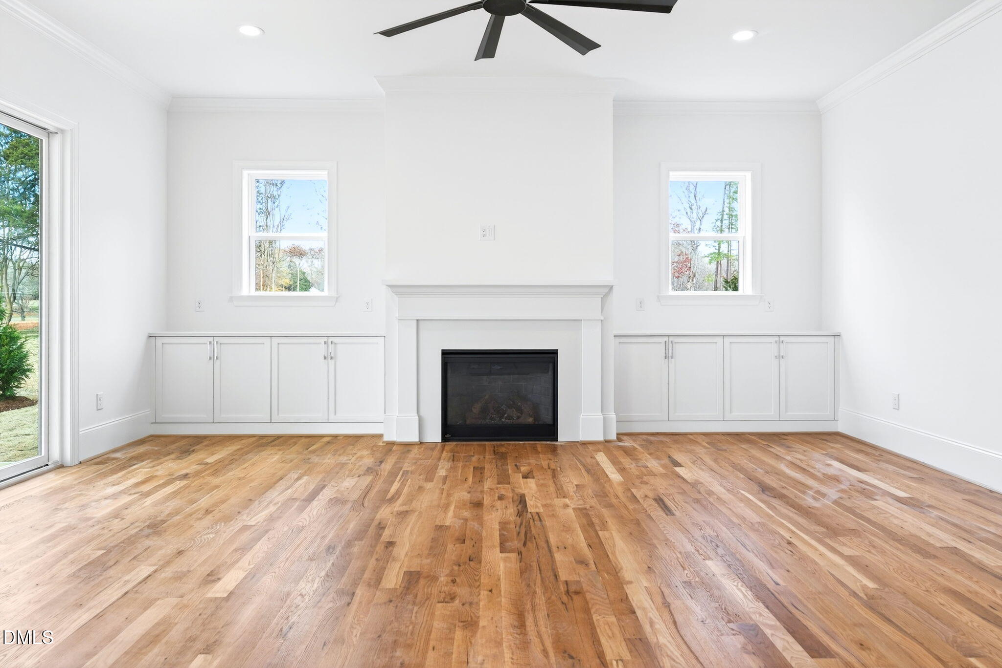 Raleigh, North Carolina, 27606, United States, 4 Bedrooms Bedrooms, ,4 BathroomsBathrooms,Residential,Active,2007305