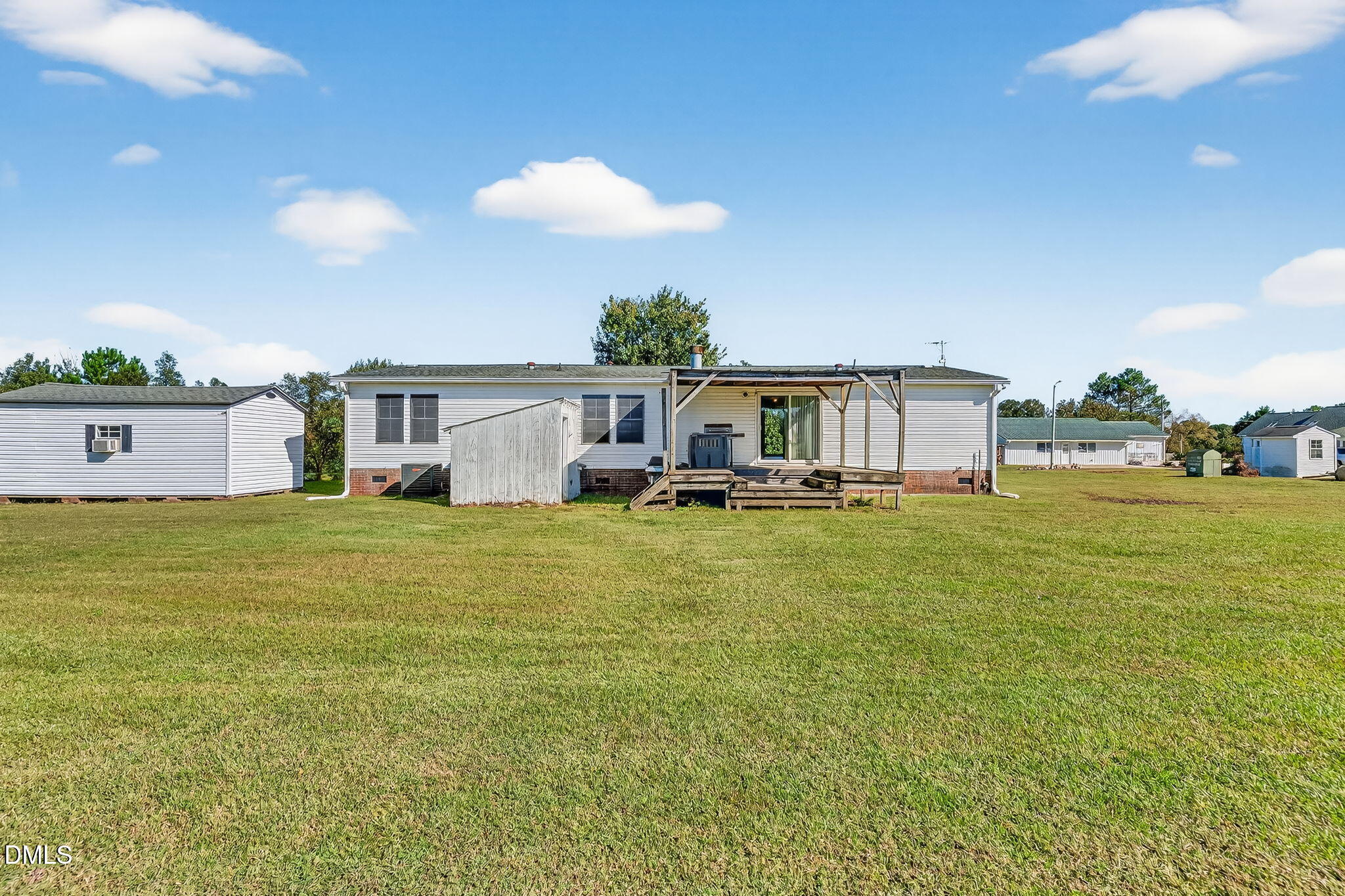 Benson, North Carolina, 27504, United States, 3 Bedrooms Bedrooms, ,2 BathroomsBathrooms,Residential,Active,1971788