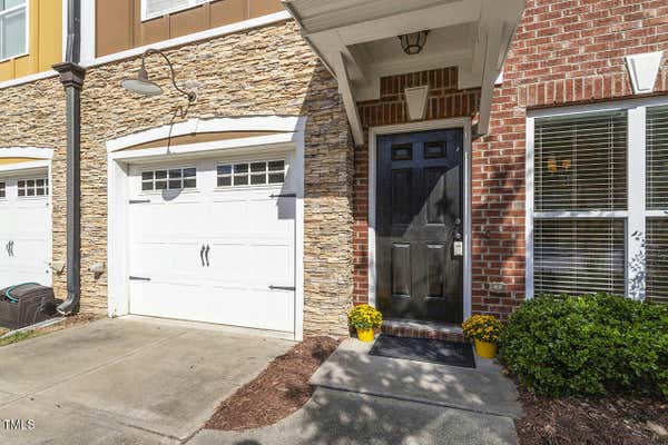 856 QUEEN CITY CRES, APEX, NC 27523, photo 2 of 24