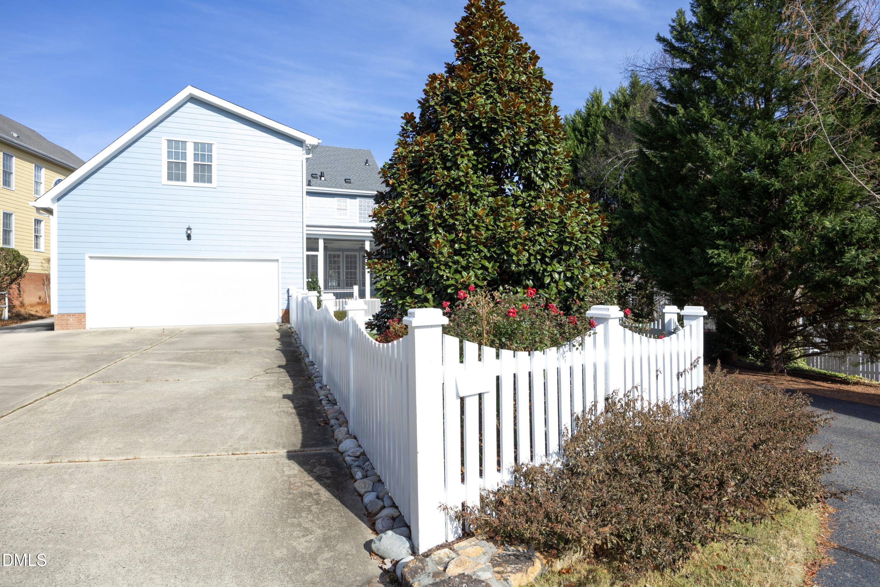 Chapel Hill, North Carolina, 27516, United States, 4 Bedrooms Bedrooms, ,3 BathroomsBathrooms,Residential,Active,2002351