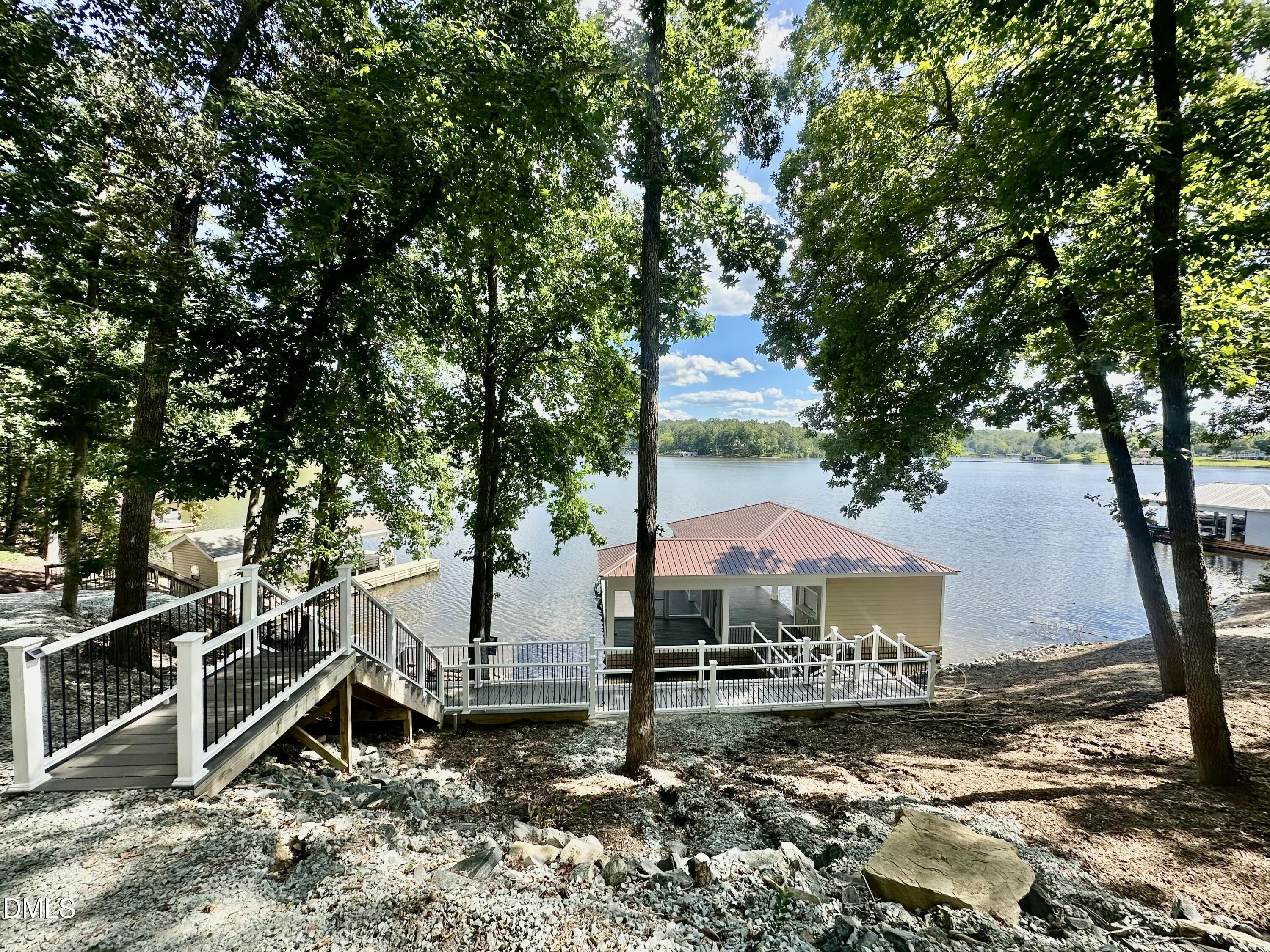 Semora, North Carolina, 27343, United States, 3 Bedrooms Bedrooms, ,2 BathroomsBathrooms,Residential,Active,1964273