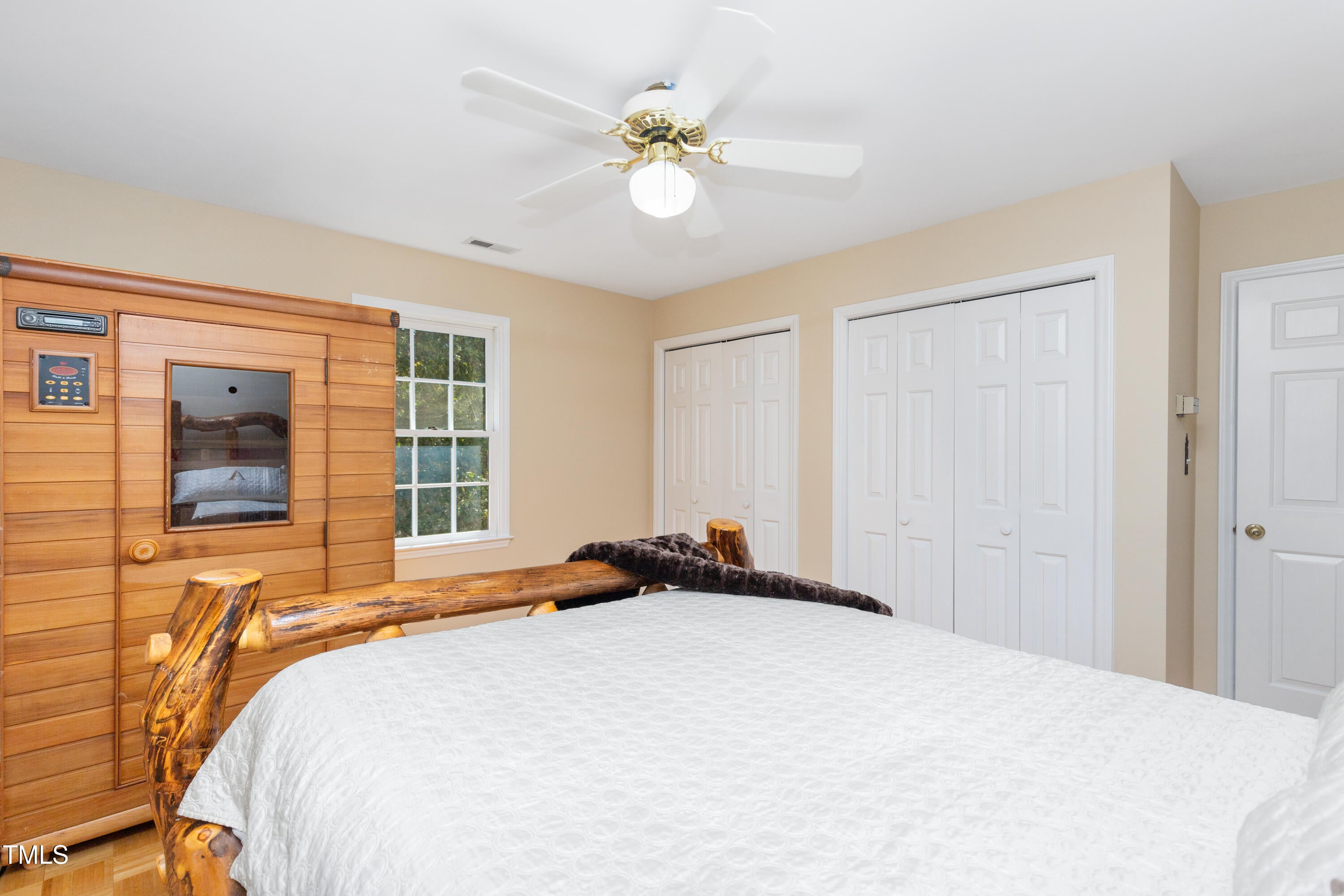 Dunn, North Carolina, 28334, United States, 6 Bedrooms Bedrooms, ,5 BathroomsBathrooms,Residential,Active,1883874