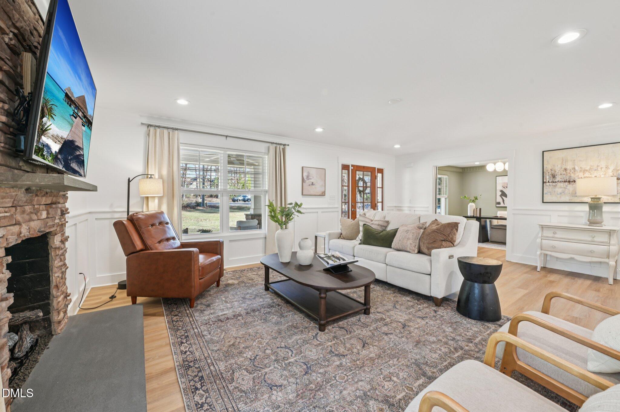 Fuquay Varina, North Carolina, 27526, United States, 4 Bedrooms Bedrooms, ,5 BathroomsBathrooms,Residential,Active,2001353