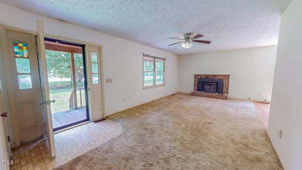 367 HAYWOOD BAILEY RD, ROXBORO, NC 27574, photo 4 of 43