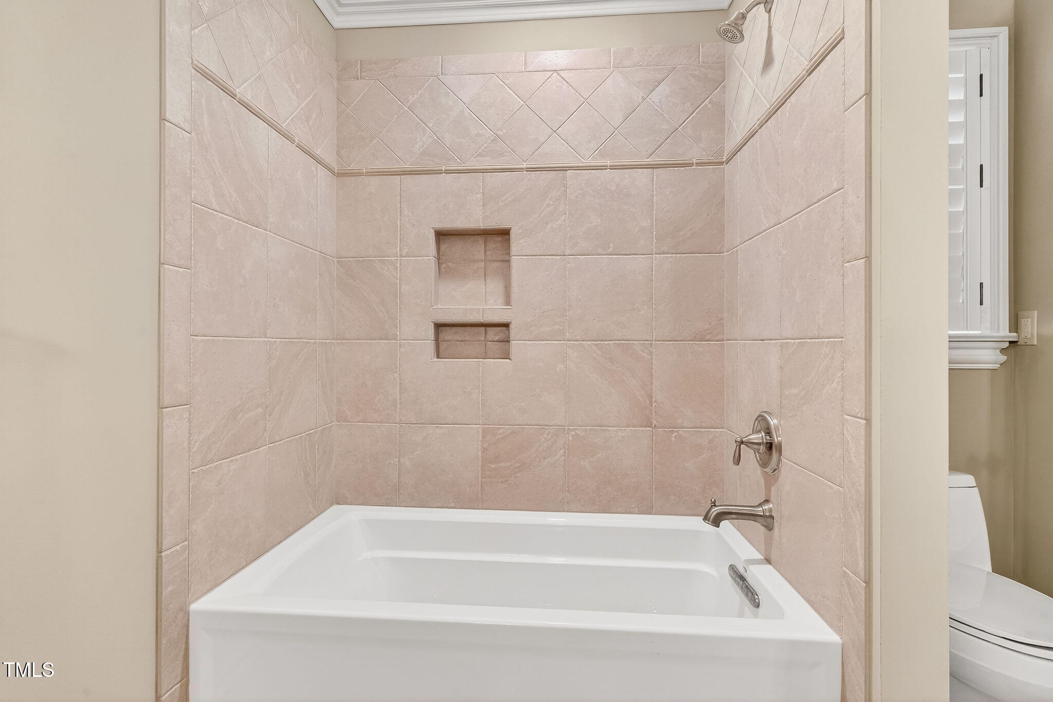 Goldsboro, North Carolina, 27534, United States, 4 Bedrooms Bedrooms, ,5 BathroomsBathrooms,Residential,Active,1877763