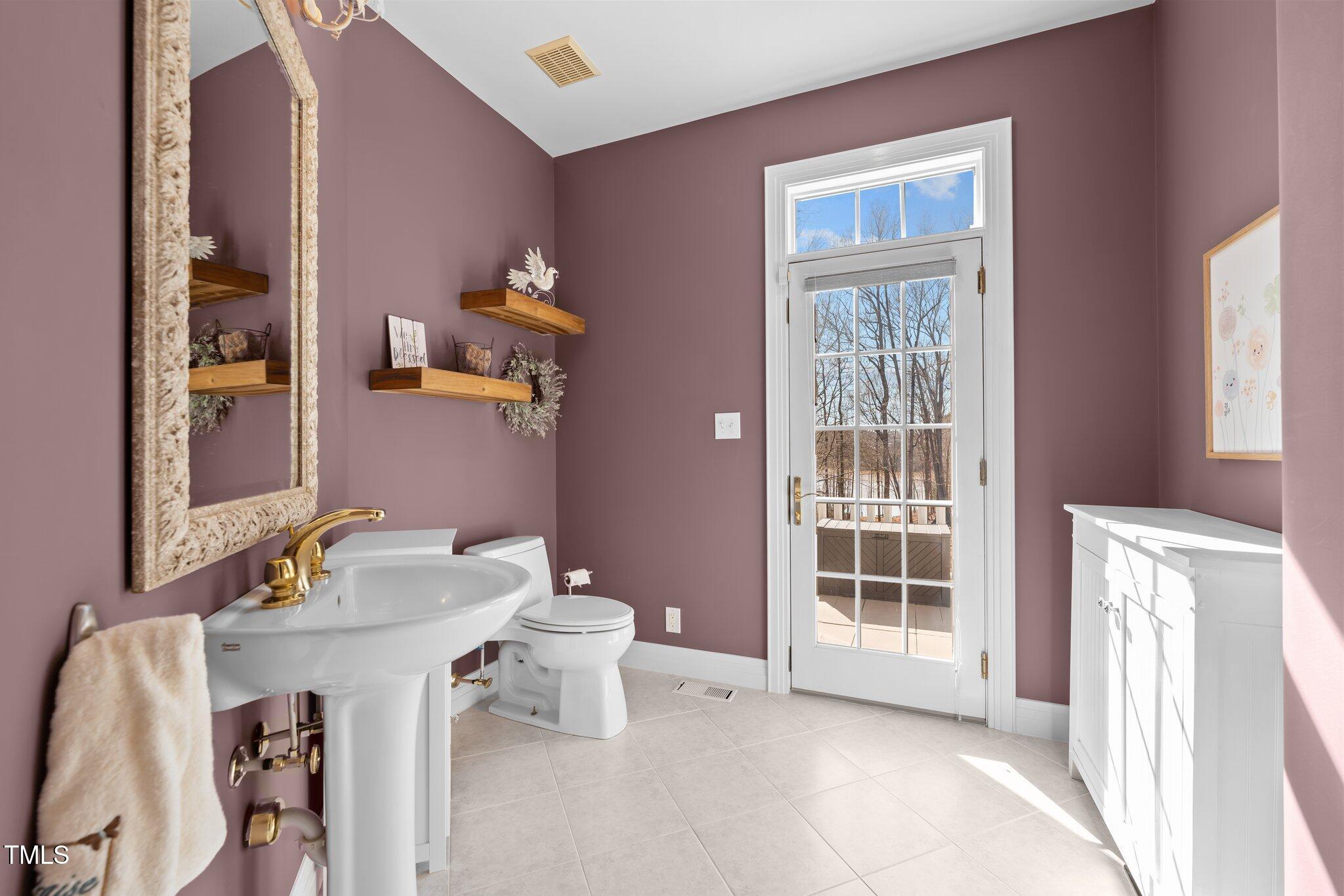 Mebane, North Carolina, 27302, United States, 4 Bedrooms Bedrooms, ,5 BathroomsBathrooms,Residential,Active,1926705