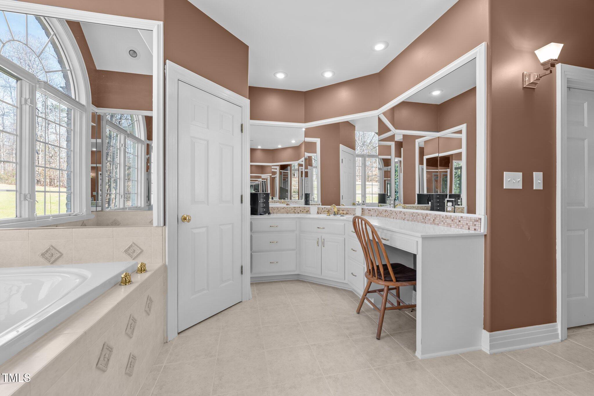 Mebane, North Carolina, 27302, United States, 4 Bedrooms Bedrooms, ,5 BathroomsBathrooms,Residential,Active,1926705