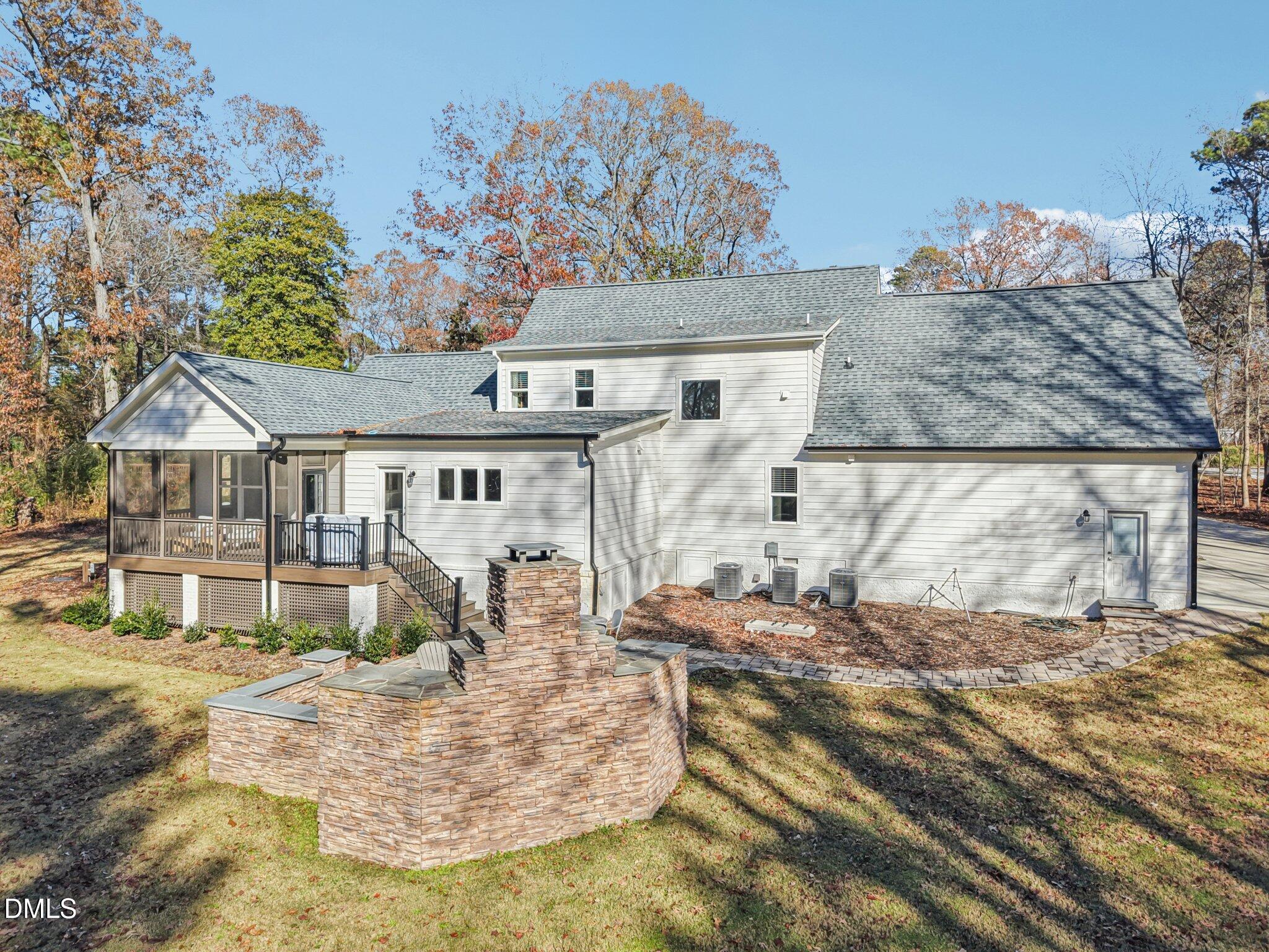Fuquay Varina, North Carolina, 27526, United States, 4 Bedrooms Bedrooms, ,5 BathroomsBathrooms,Residential,Active,2001353