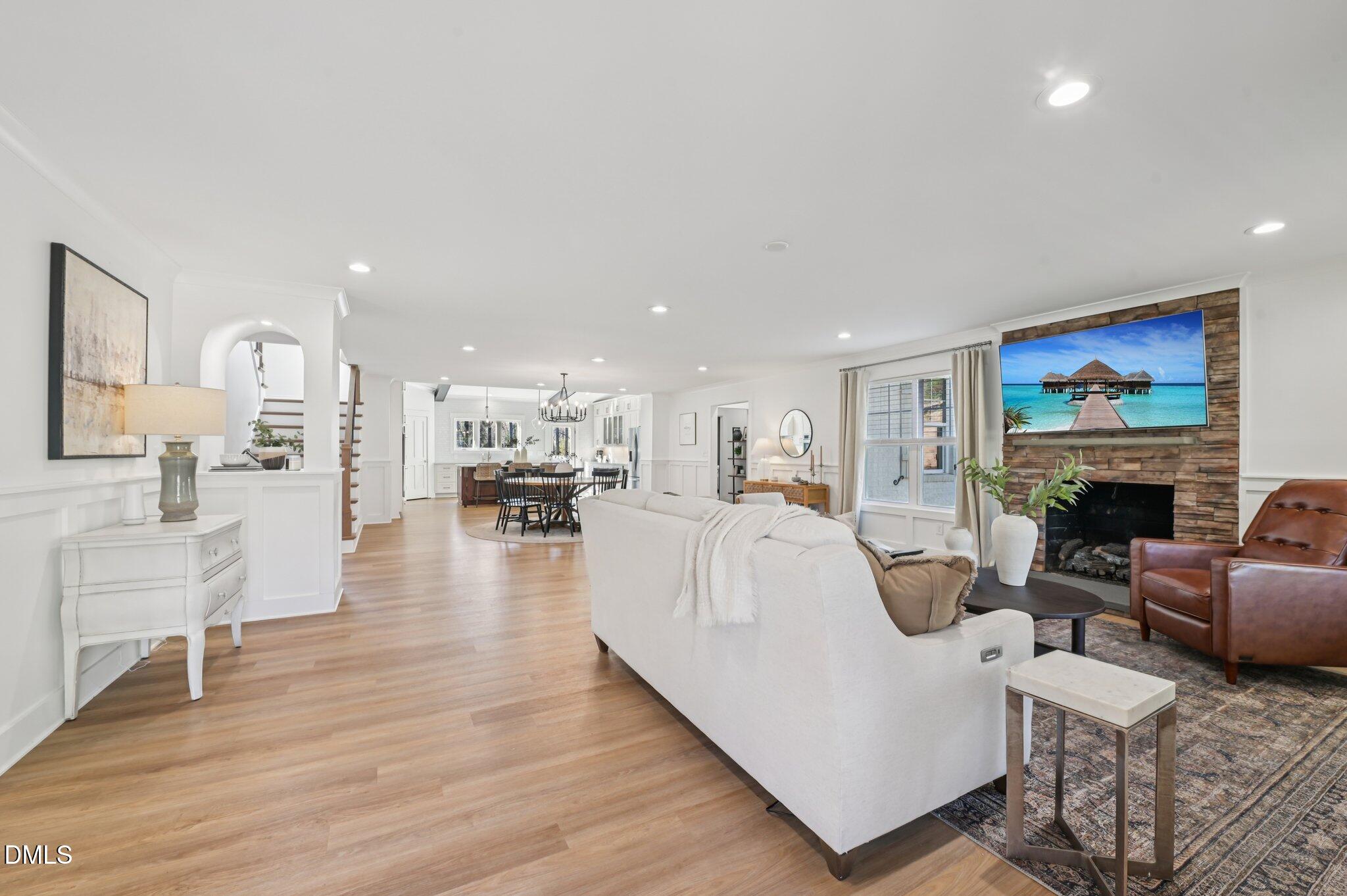 Fuquay Varina, North Carolina, 27526, United States, 4 Bedrooms Bedrooms, ,5 BathroomsBathrooms,Residential,Active,2001353