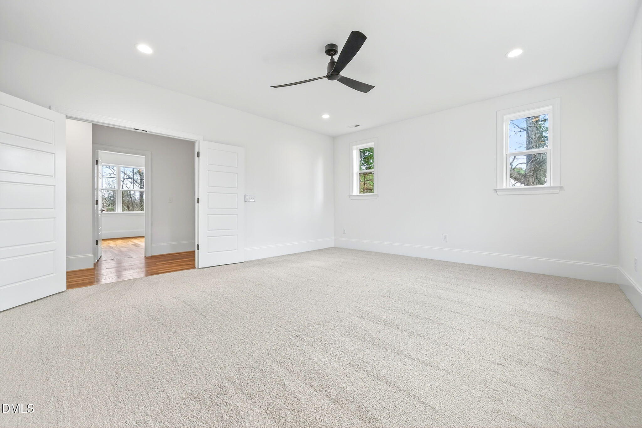 Raleigh, North Carolina, 27606, United States, 4 Bedrooms Bedrooms, ,4 BathroomsBathrooms,Residential,Active,1999172