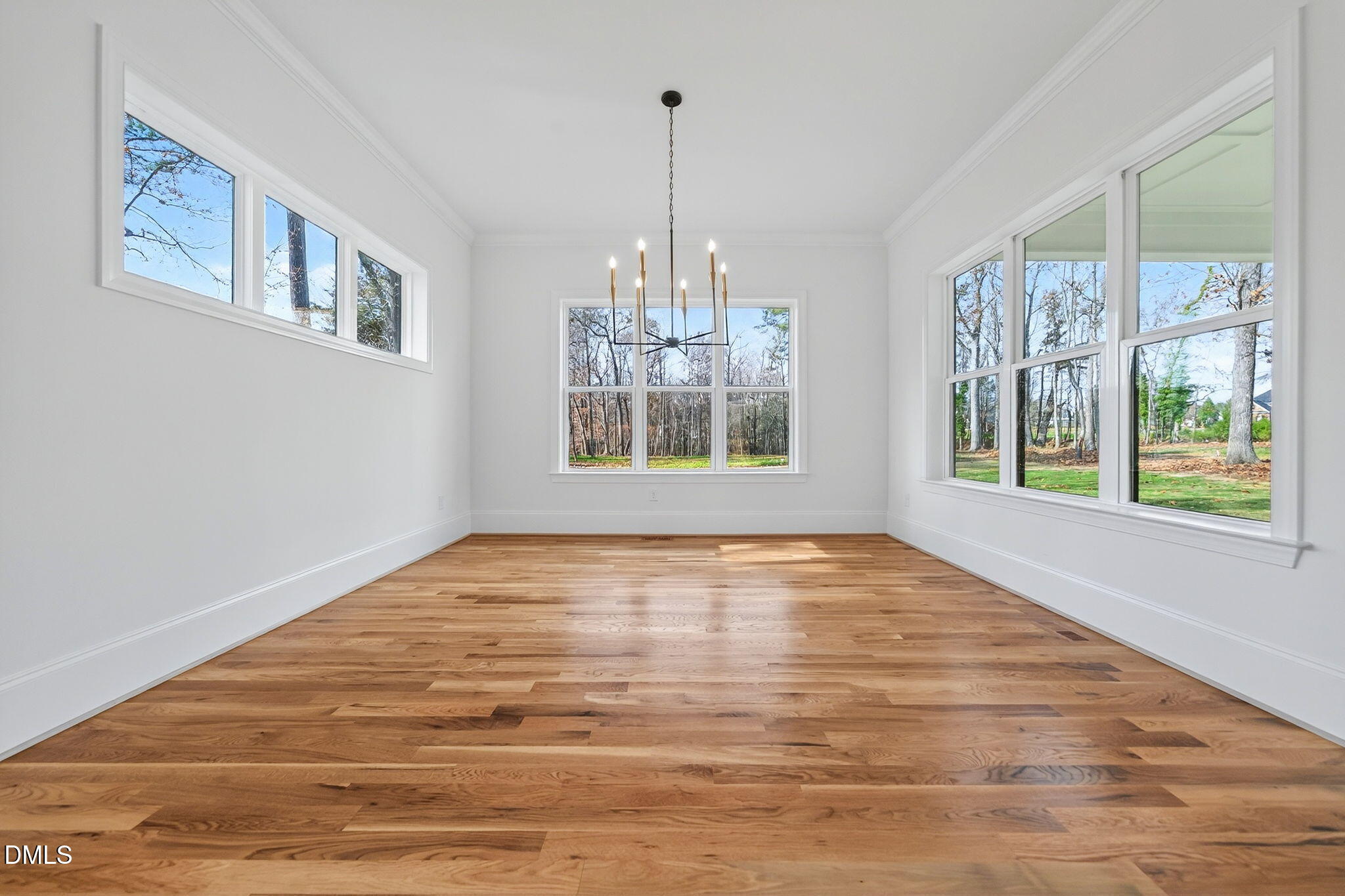 Raleigh, North Carolina, 27606, United States, 4 Bedrooms Bedrooms, ,4 BathroomsBathrooms,Residential,Active,1999172