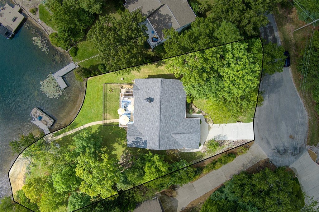Crossville, Tennessee, 38558, United States, 4 Bedrooms Bedrooms, ,4 BathroomsBathrooms,Residential,Active,1713701