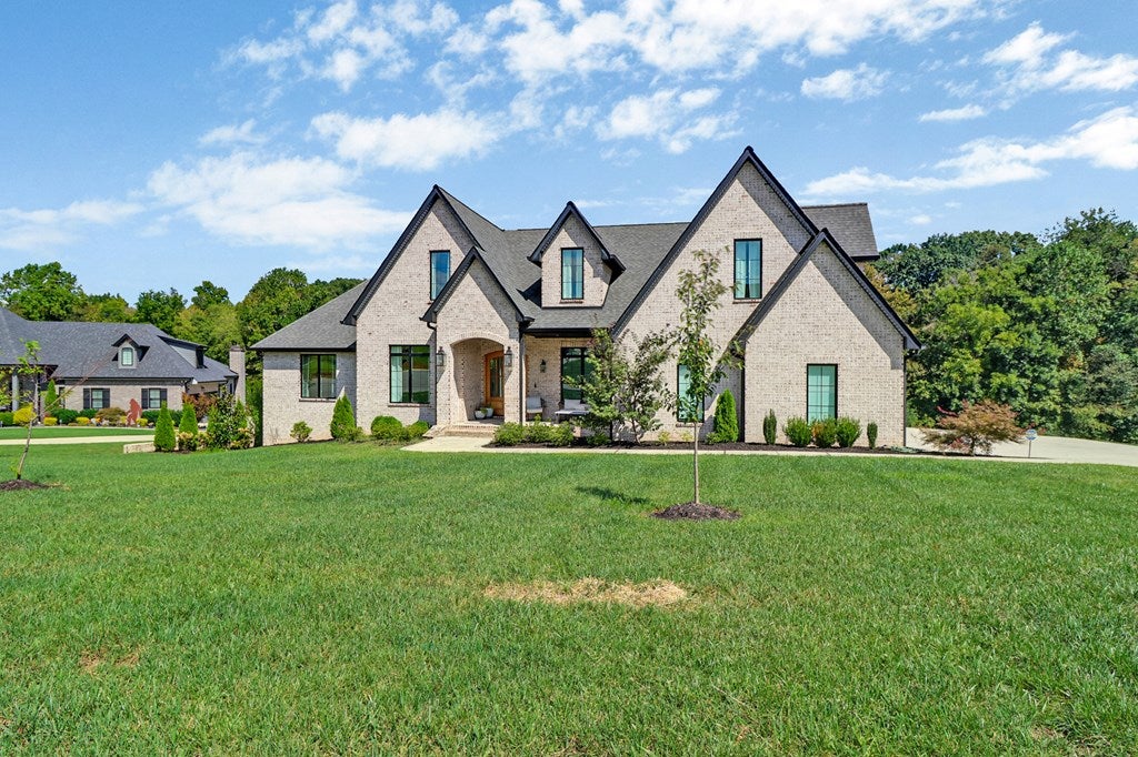 Cookeville, Tennessee, 38506, United States, 5 Bedrooms Bedrooms, ,5 BathroomsBathrooms,Residential,Active,1941374