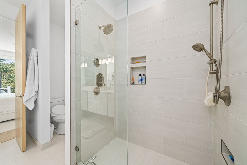 Crawford, Tennessee, 38554, United States, 3 Bedrooms Bedrooms, ,4 BathroomsBathrooms,Residential,Active,2007992